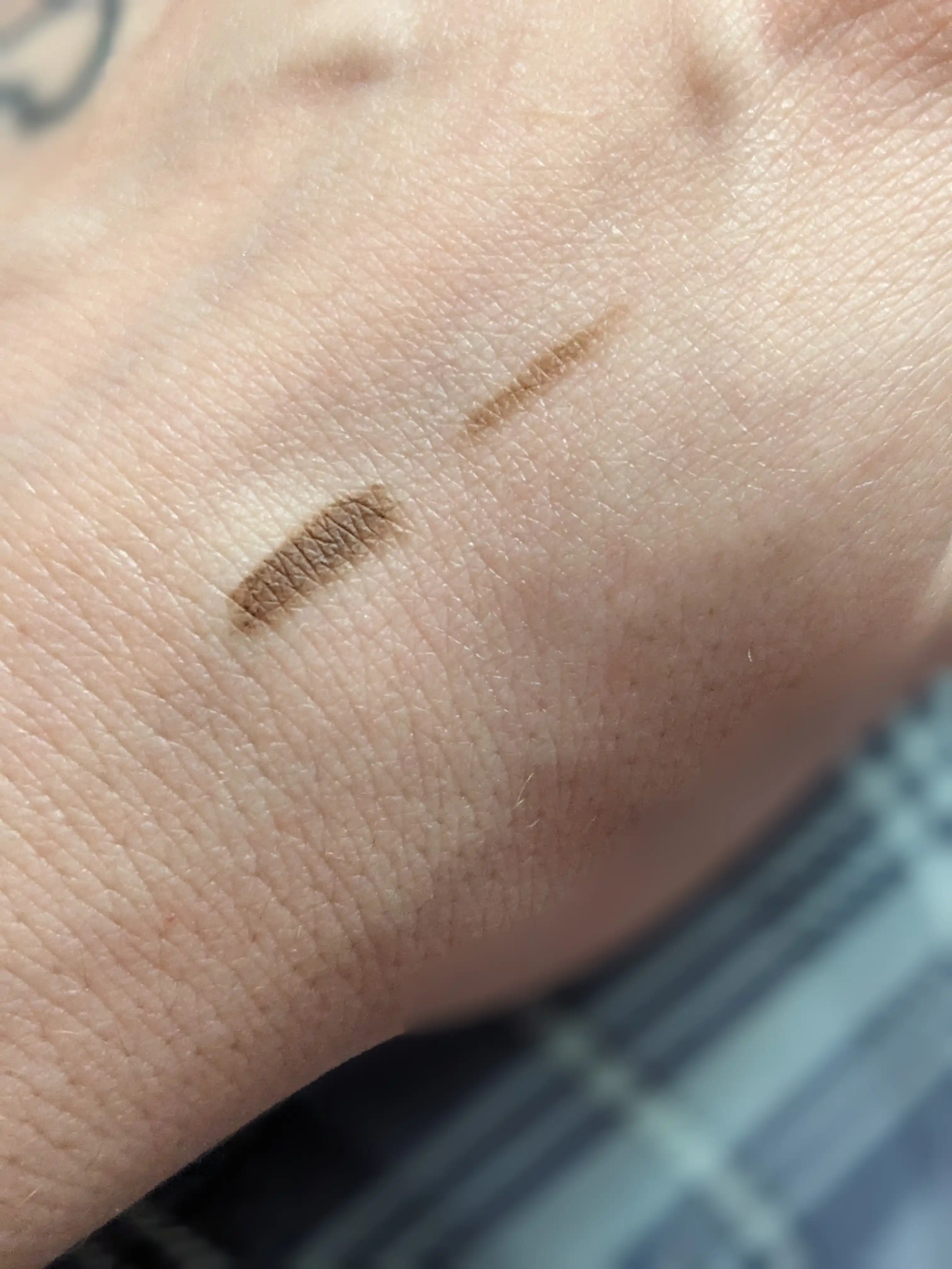 Карандаш для бровей Eveline Eyebrow pencil, светло коричневый