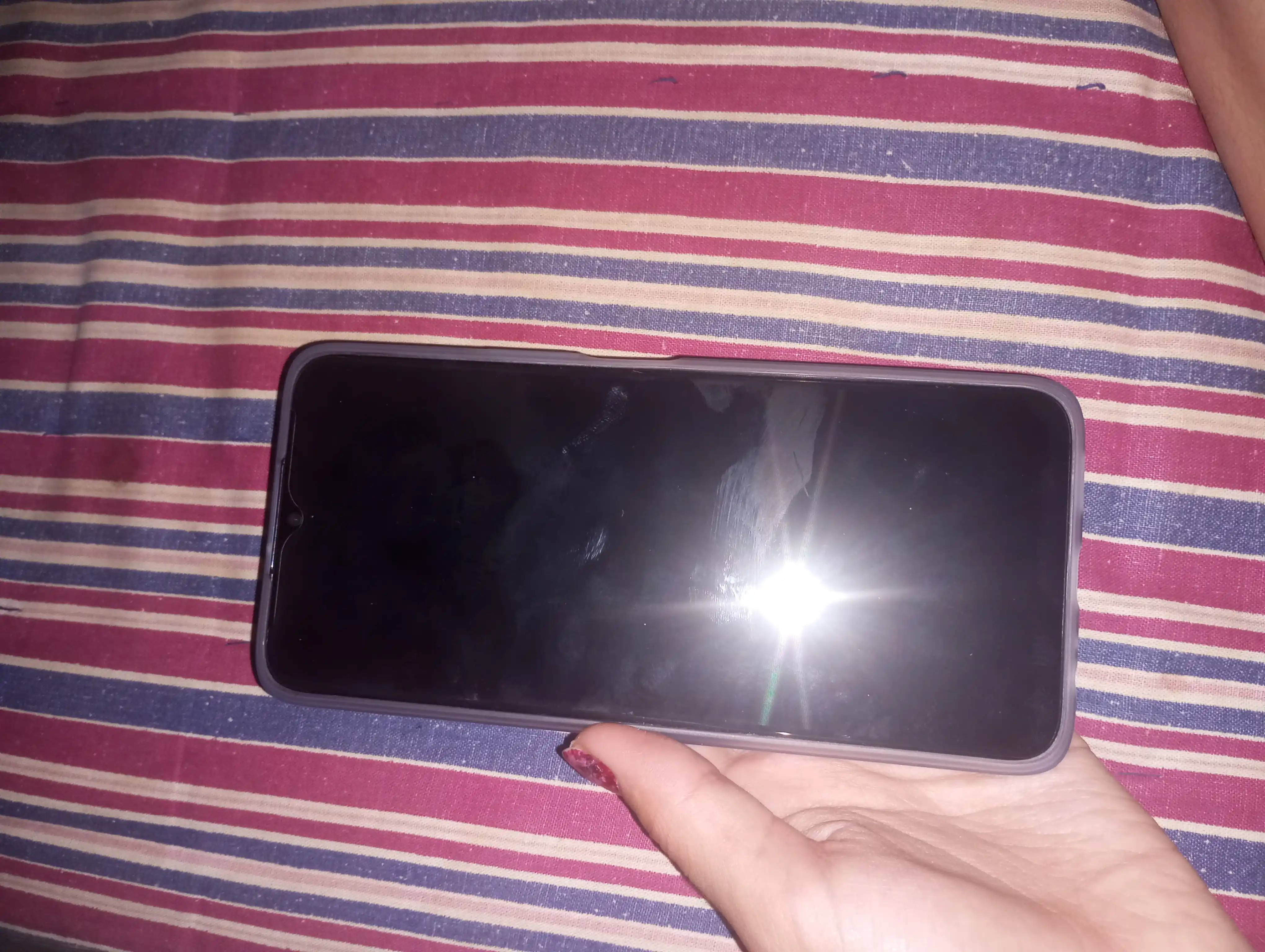 Smartfon Honor X5B batareya 5200 mah, 50 Mp kamera AI, 90 Hz