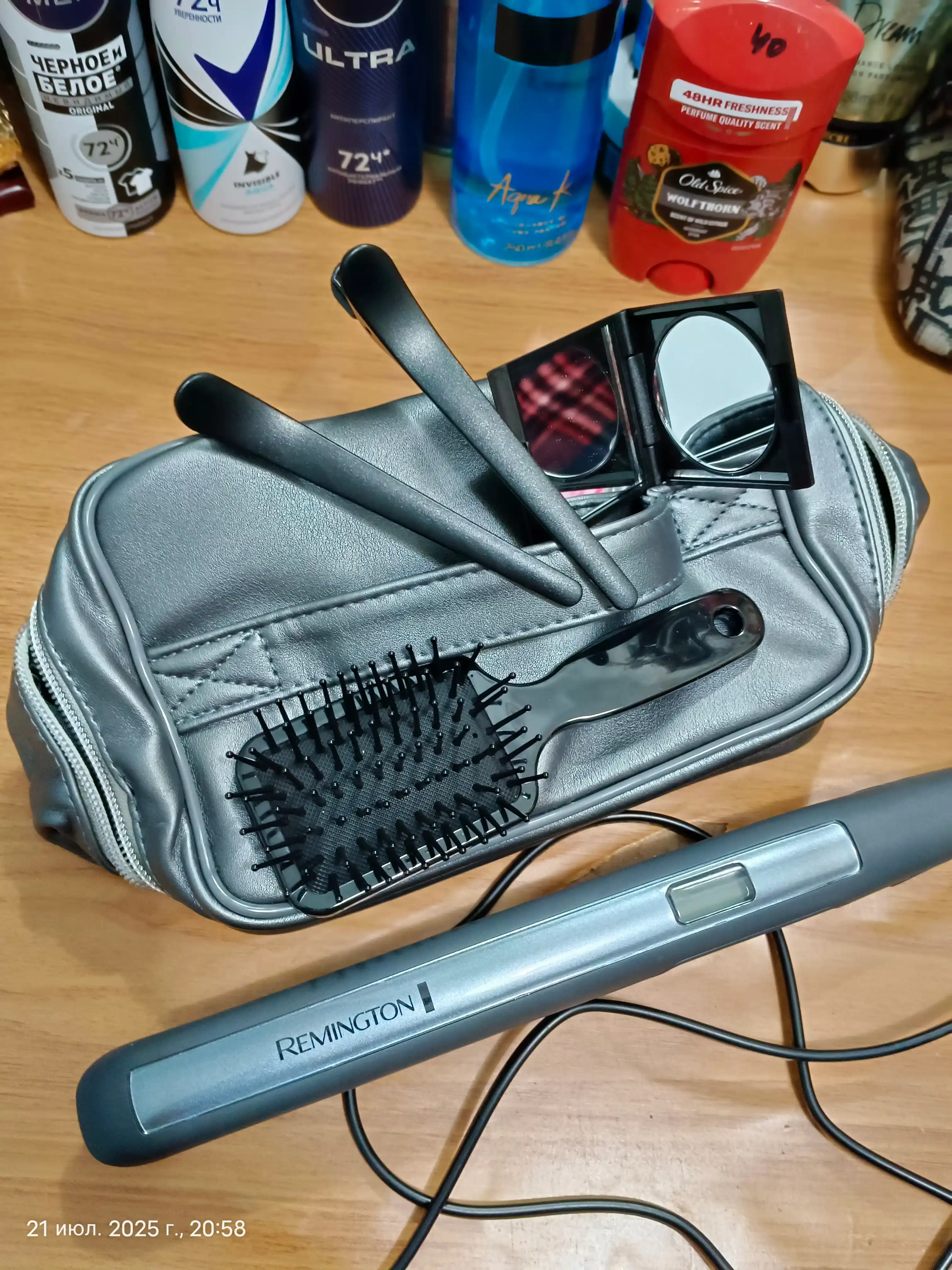 Sochlarini to'g'irluvchi dazmol Remington S5506GP E51 PRO-Ceramic, sovg'alar to'plami