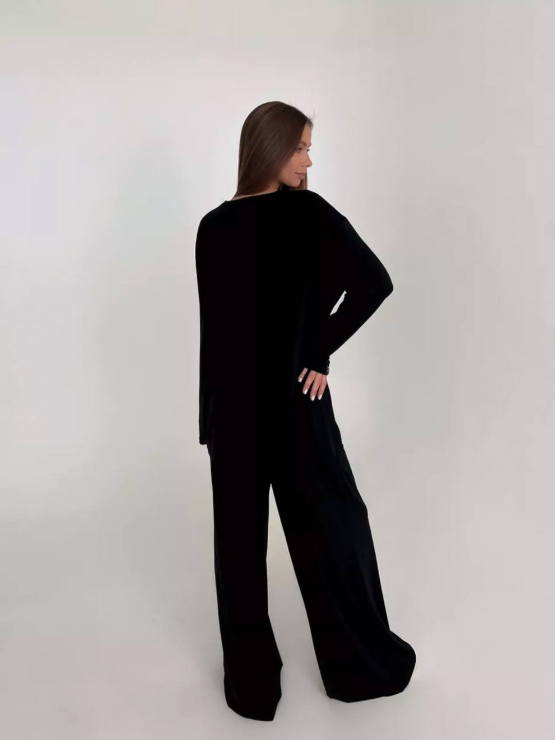 Polina Filonenkoning yalangoch fotosurati Yashirin kamera tomonidan olingan gozal qizlarning jozibasi