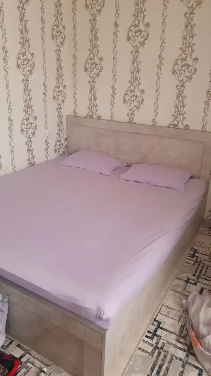 Простыня на резинке с наволочками, мягкая, не мнется, 5 оттенков, 4 размера