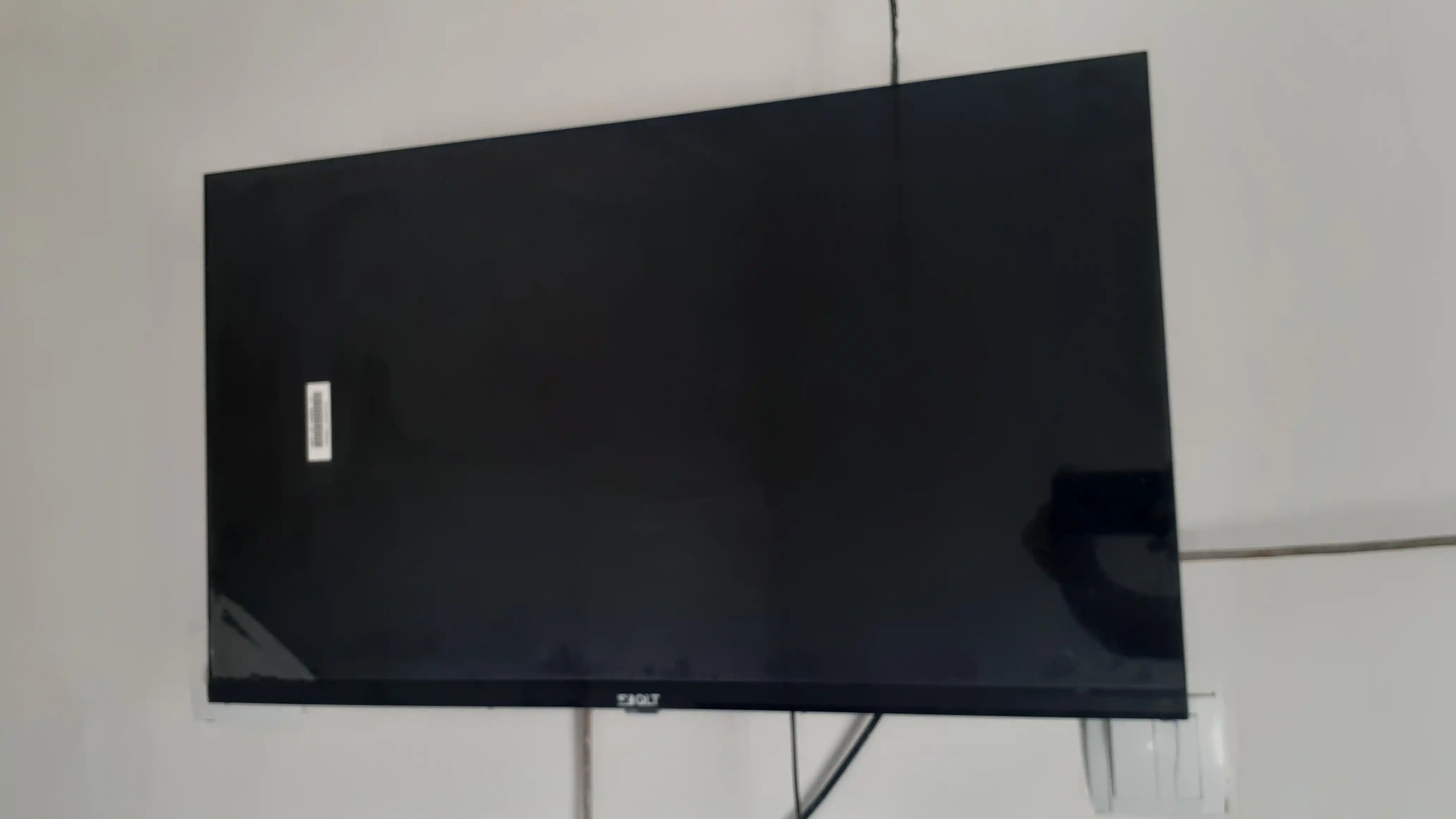 Телевизор QLT 32", 43" HD/Full HD SmartTV