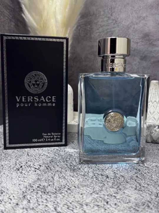 Xushbo'ylangan suv Versace Pour Homme, 100 ml