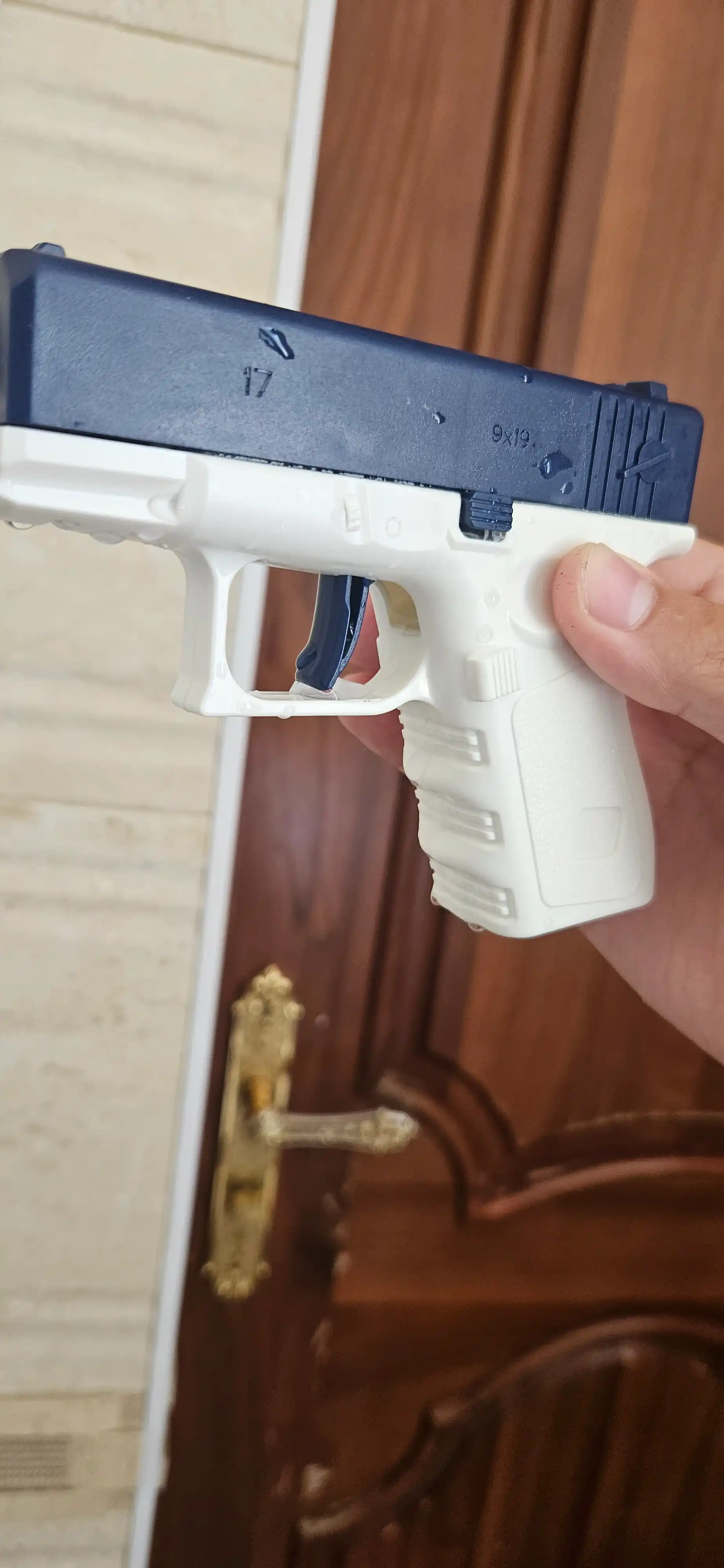 Водяной пистолет FIDGO для летних игр