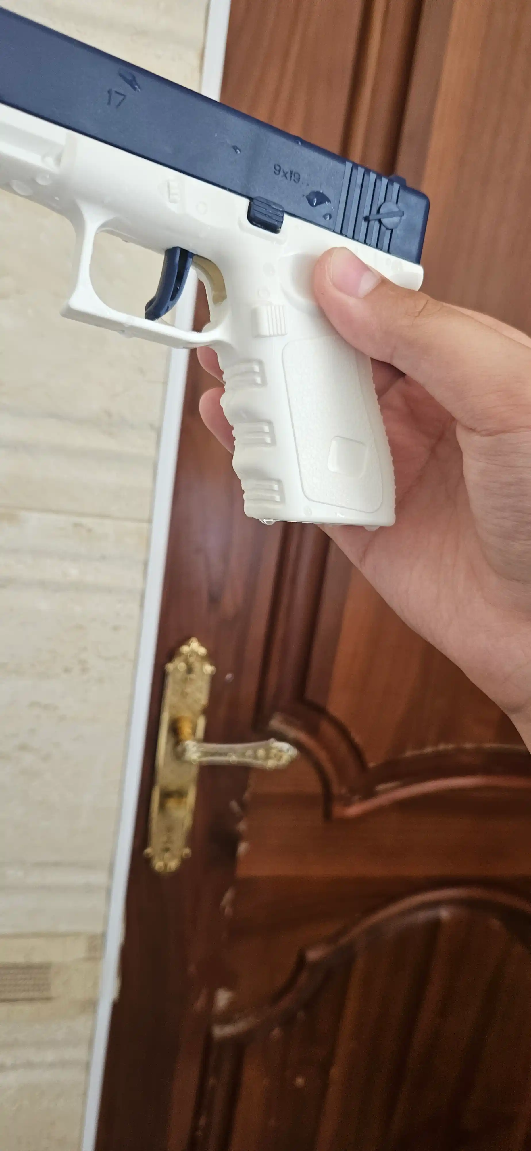 Водяной пистолет FIDGO для летних игр