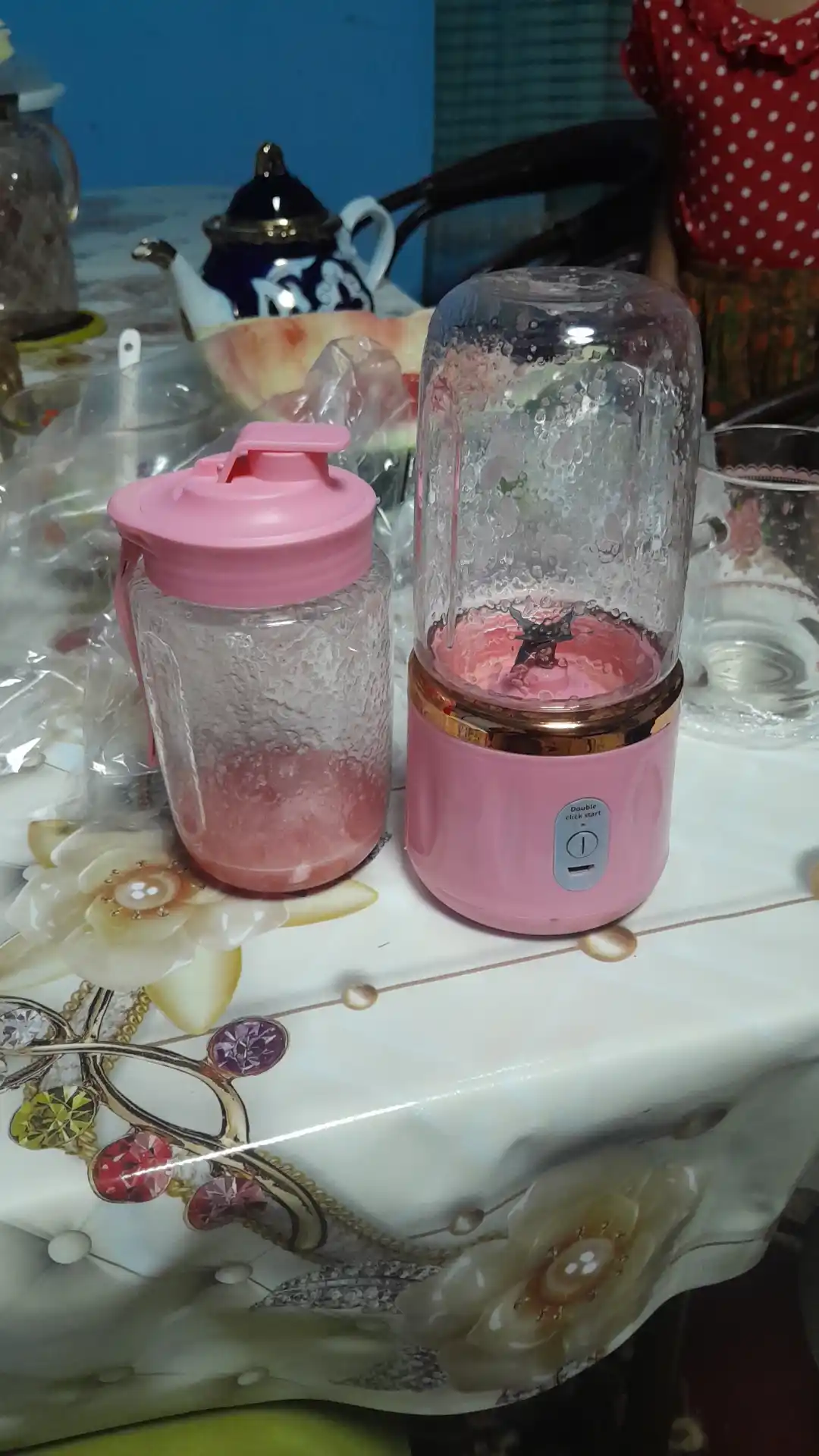 Smuzi va kokteyllar uchun simsiz mini blender, portativ, sheyker