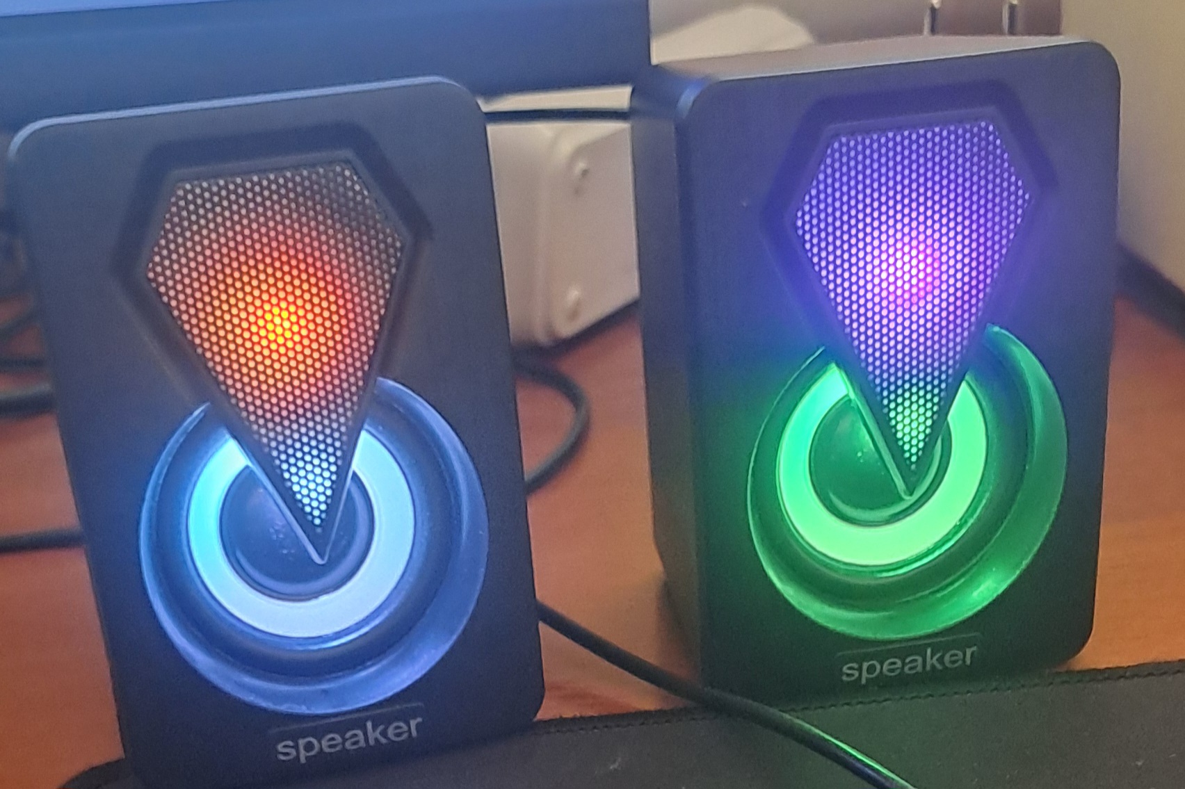 Колонки мини с RGB подсветкой, для компьютеров, смартфонов и ноутбуков, USB