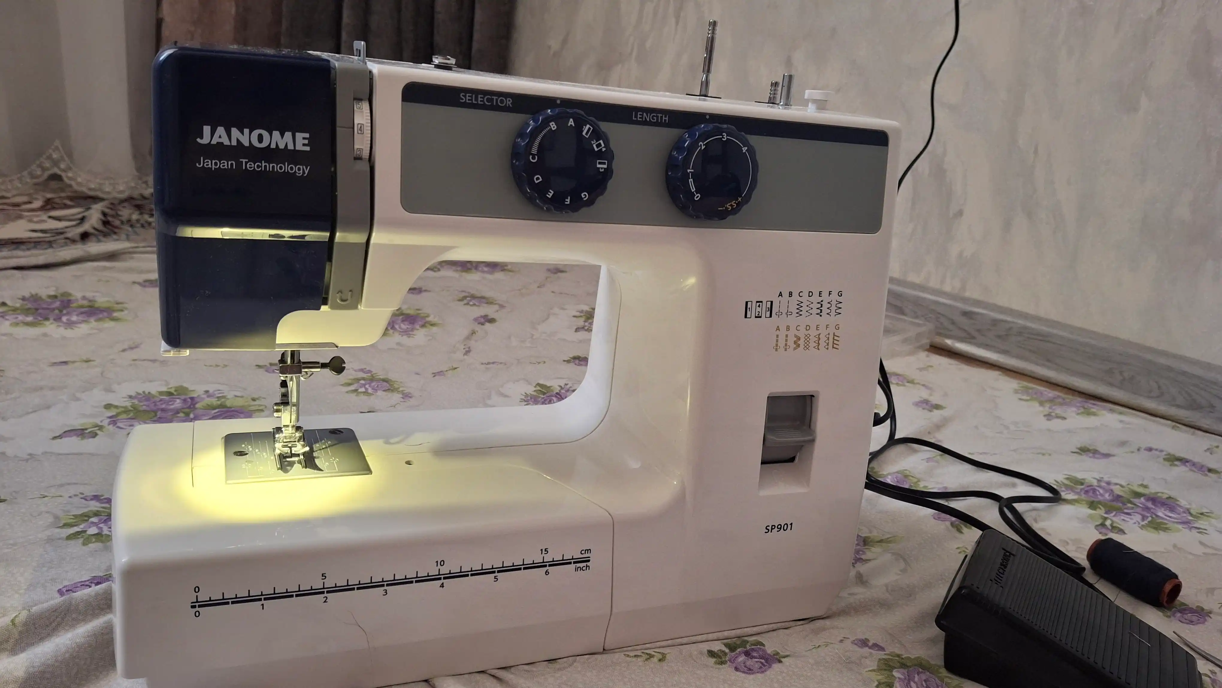 Швейная машина Janome SP901
