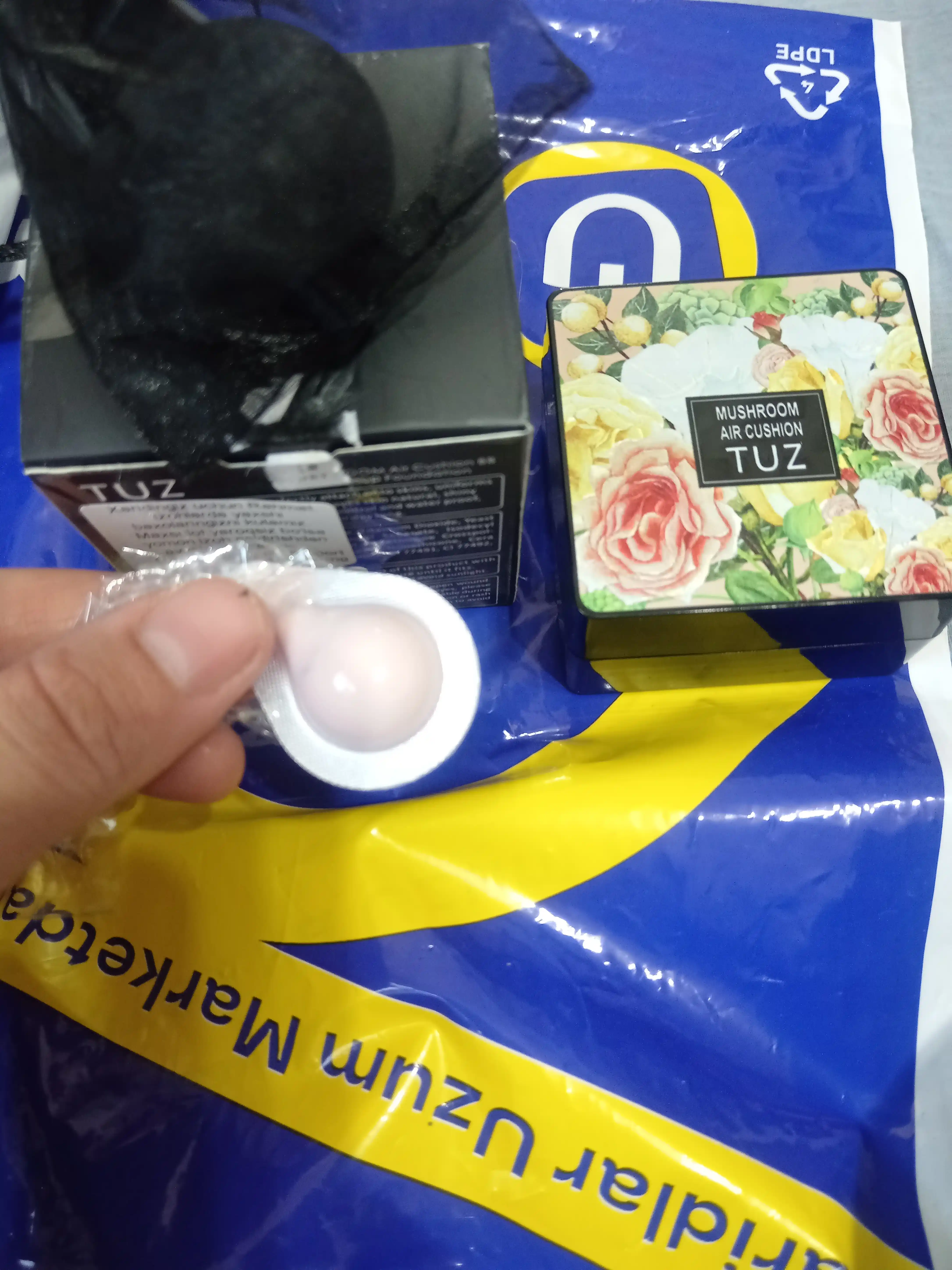 Tonal BB krem kushon TUZ Mushroom Air Cushion, yuz uchun, upa, namlovchi, 12 g