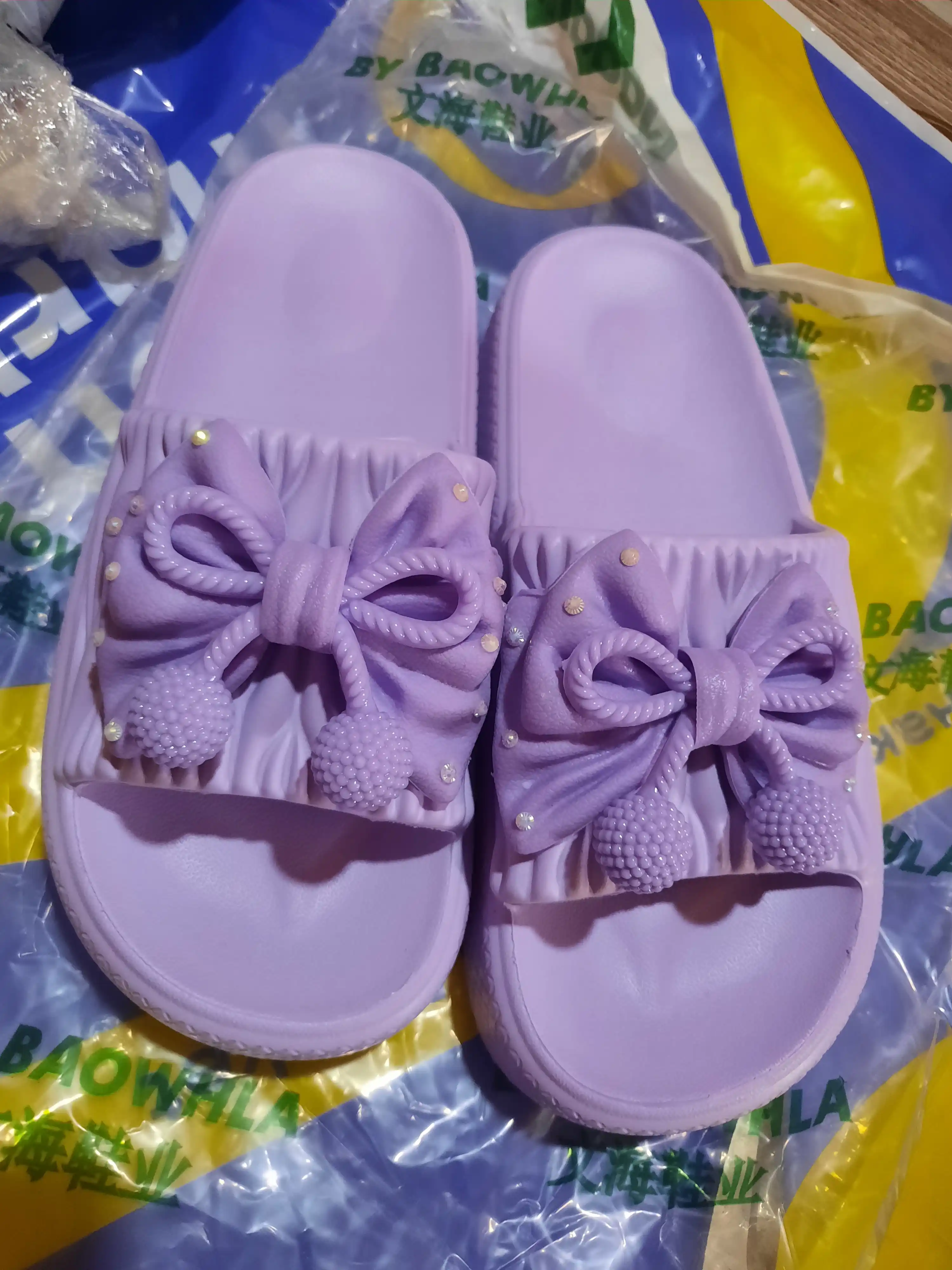 Shippaklar ayollar uchun, 36 dan 40 gacha o'lchamli