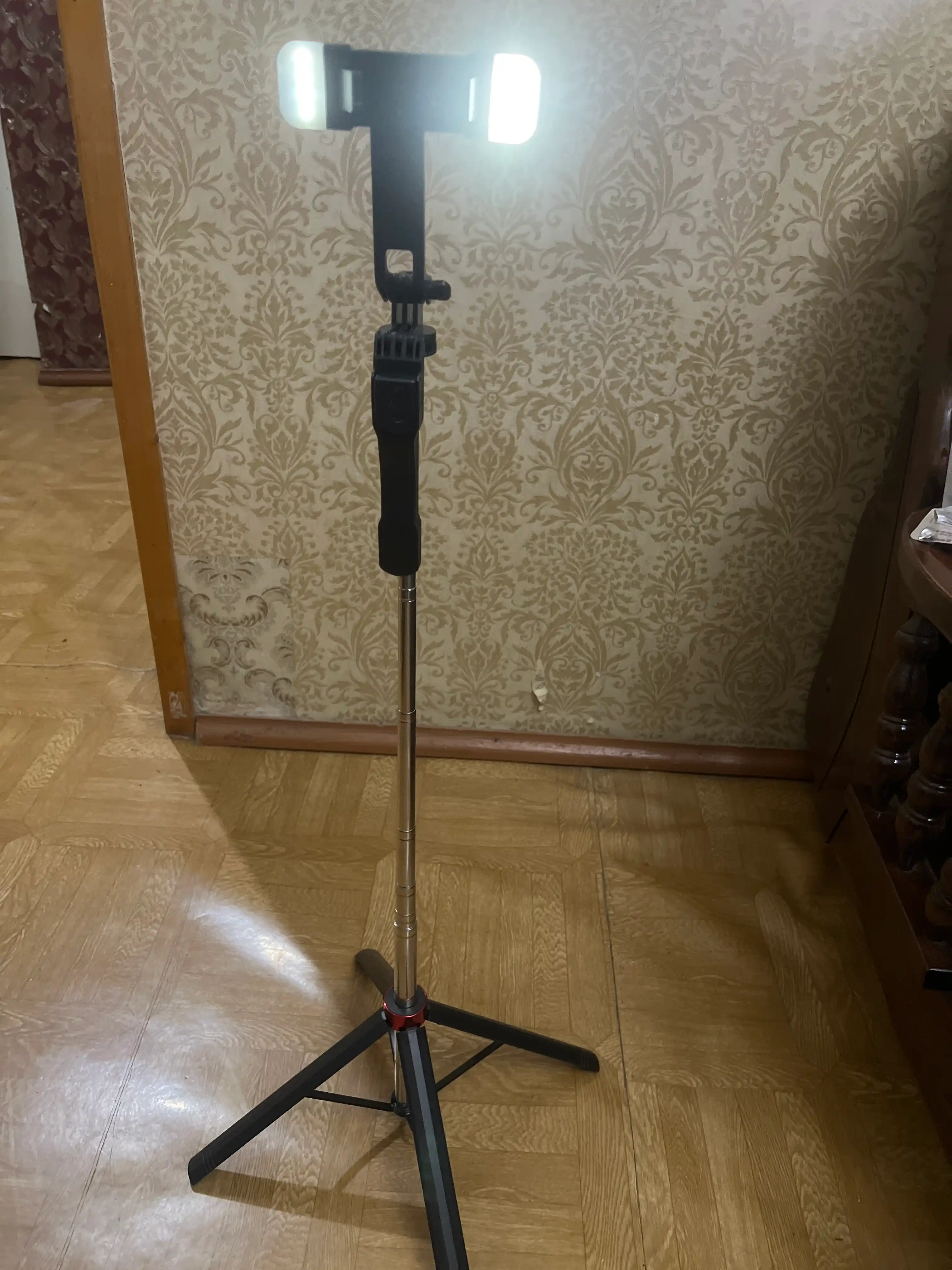 Штатив для телефона, 170 см, 4 в 1, с LED и Bluetooth: трипод, монопод, селфи