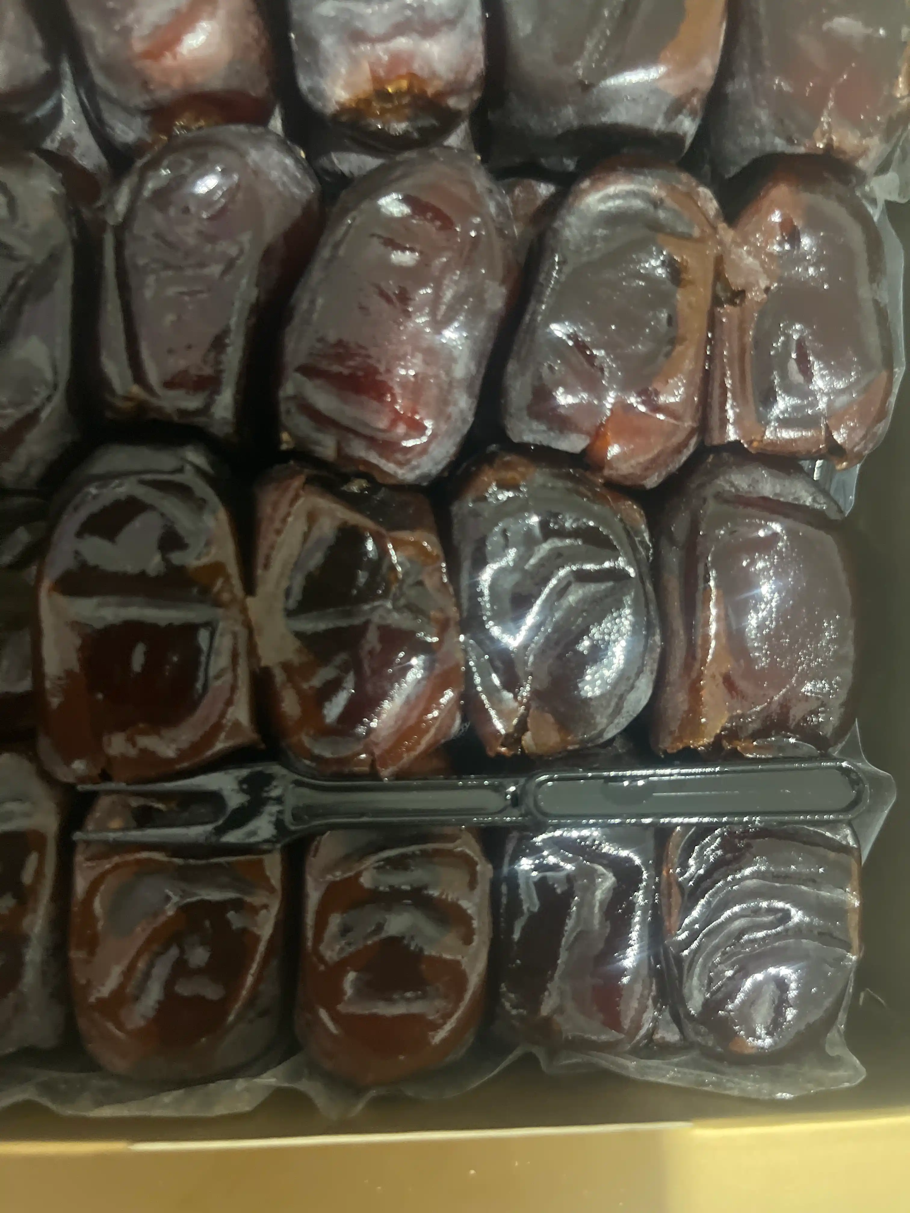Eronning MAZAFATI va KALOOTEH navli xurmosi (200g/250g/450g/750g/1000g), hurmo