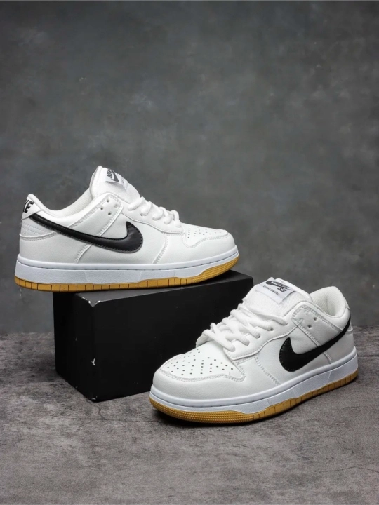 NIKE SB DUNK LOW Junior krossovkalari, sport, uniseks, o'lchami 36 - 44, yoz va kuz