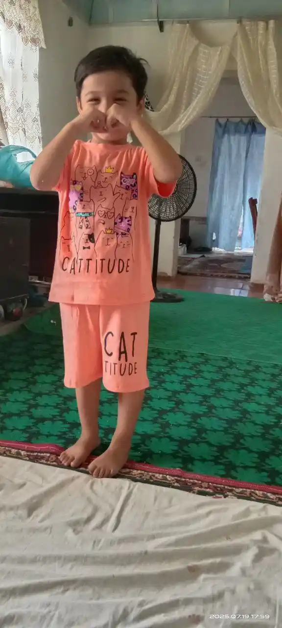 Футболка и шорты для девочек 5-8 лет, CHASTE
