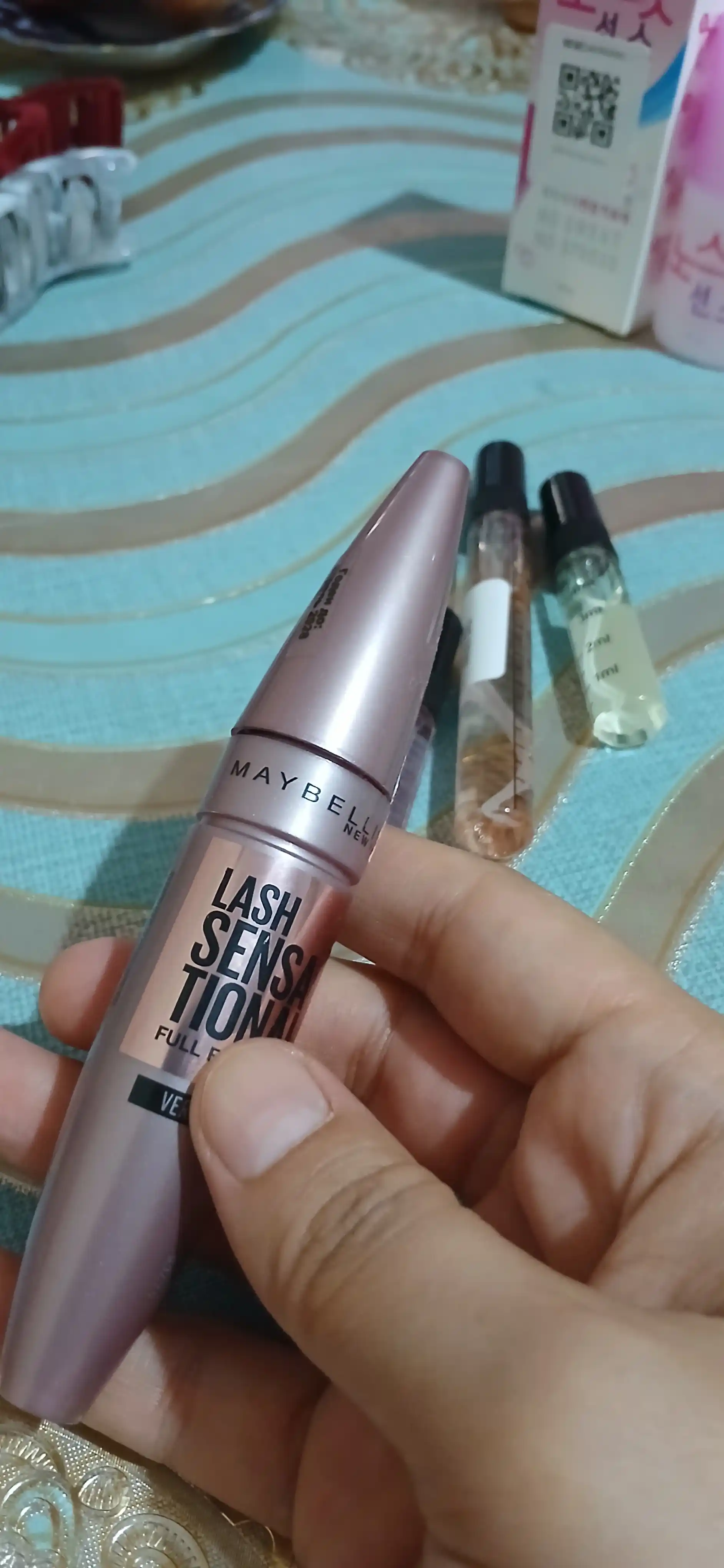 Kipriklar uchun tush Maybelline New York Lash Sensational yelpig'ich hajmli