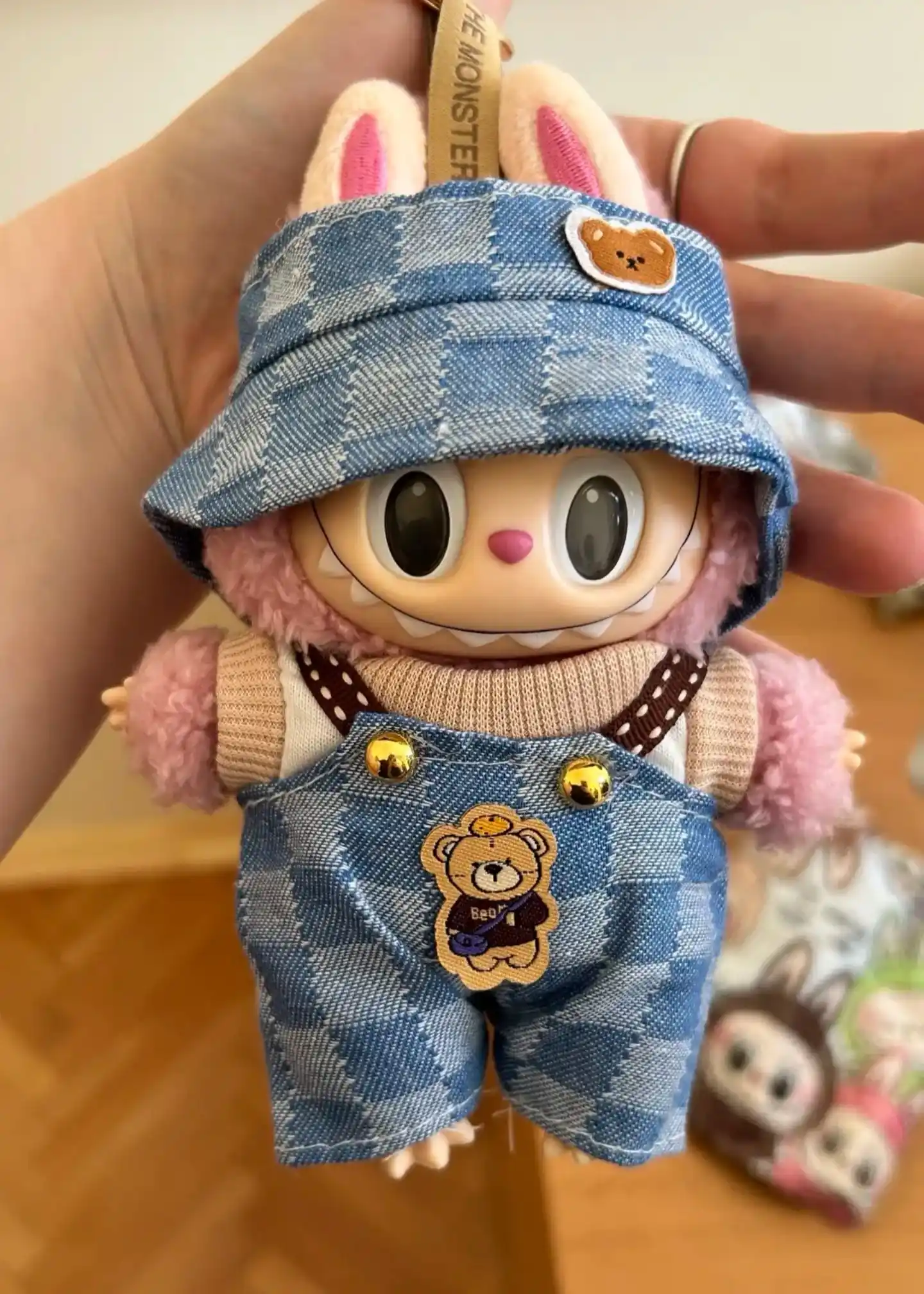 Одежда для Labubu