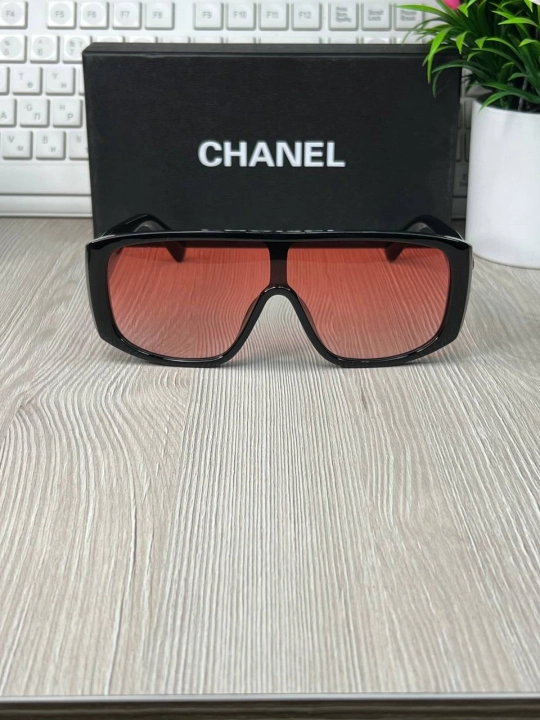 Солнцезащитные очки CHANEL