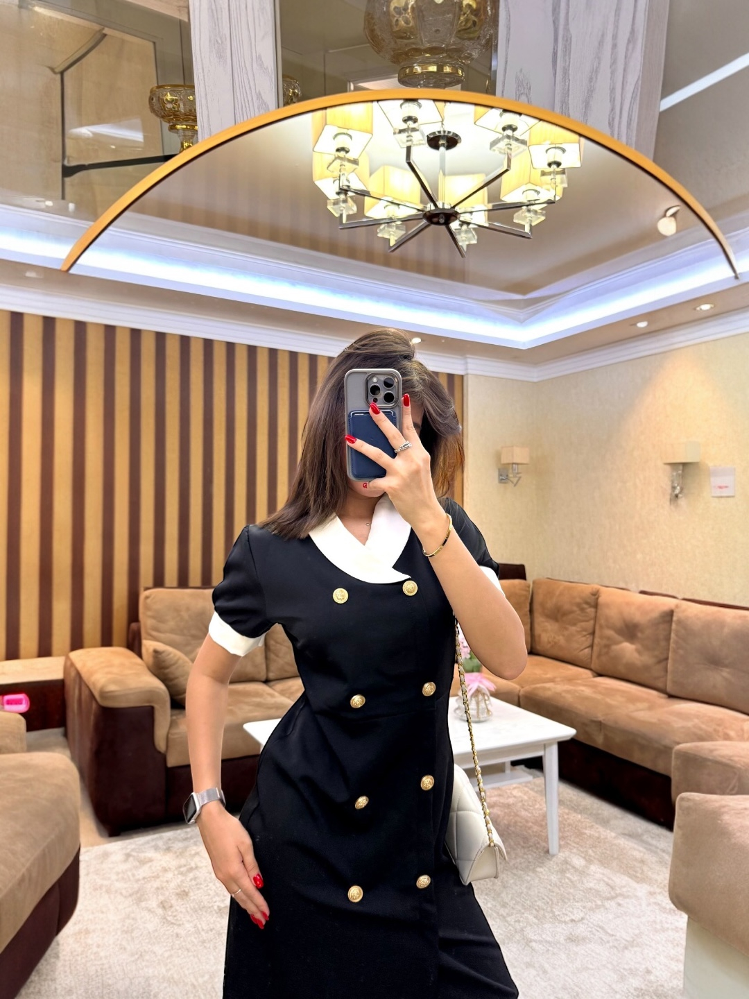 Ladybug va Cat Noir fotosuratlari va chizmalari Lezbiyenlar qanday nikoh uzuklarini kiyishadi?