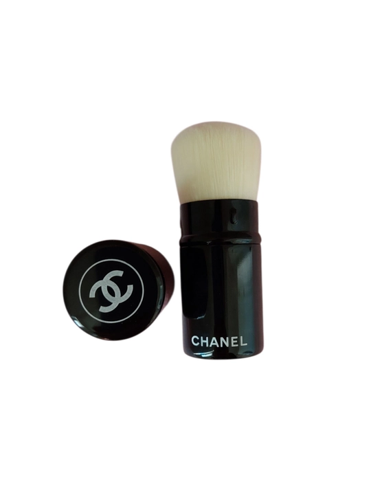 CHANEL professional bo'yanish cho'tkasi