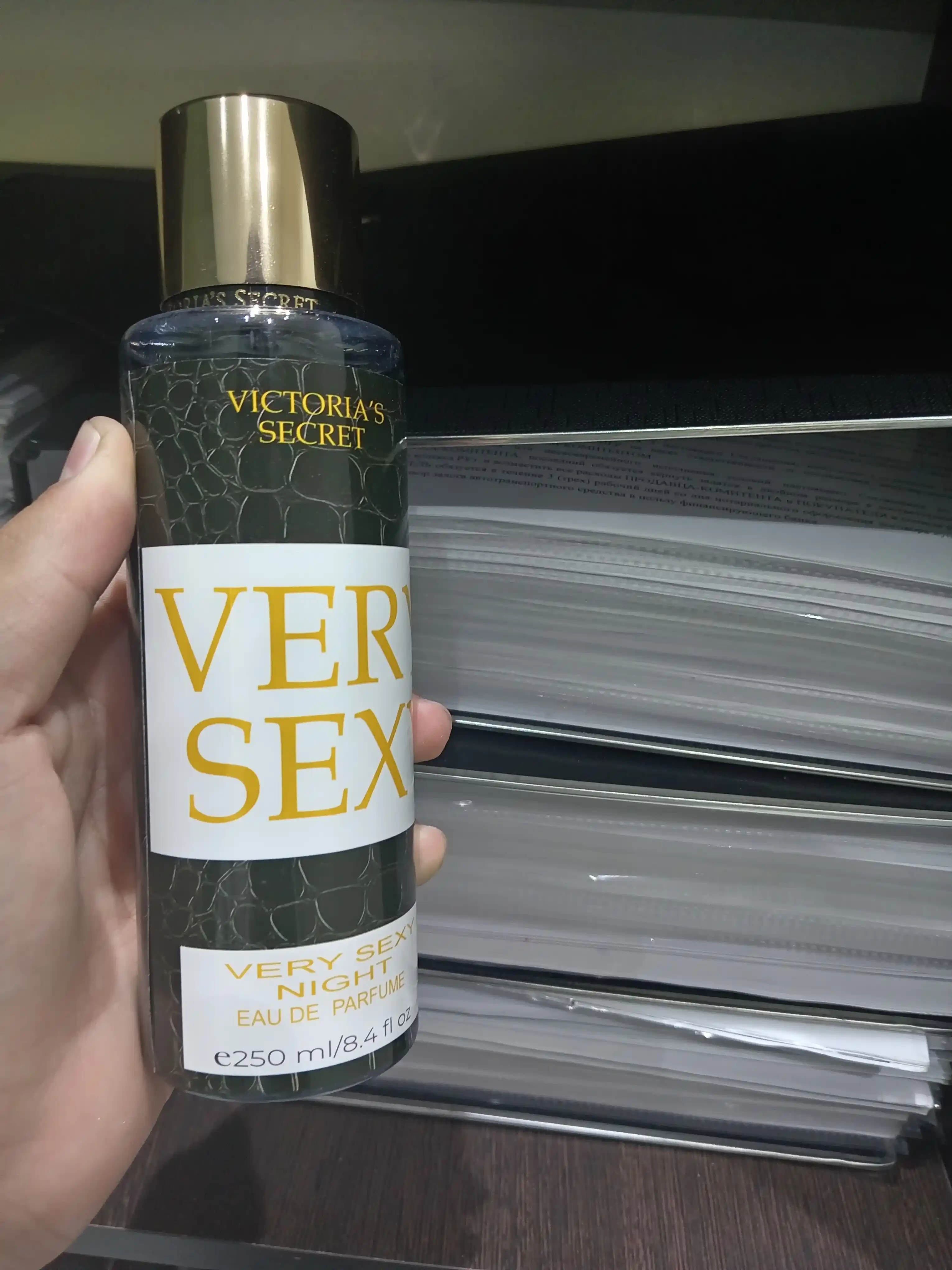 Sprey Victoria Secret Aqua kiss, Tempatation, Shimmer mist, 250 ml