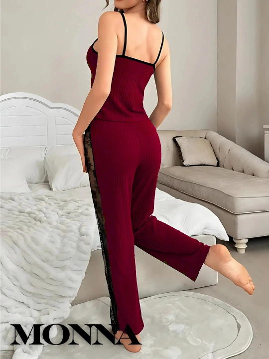 Pijama, ayollar kiyimi, uy kiyimi