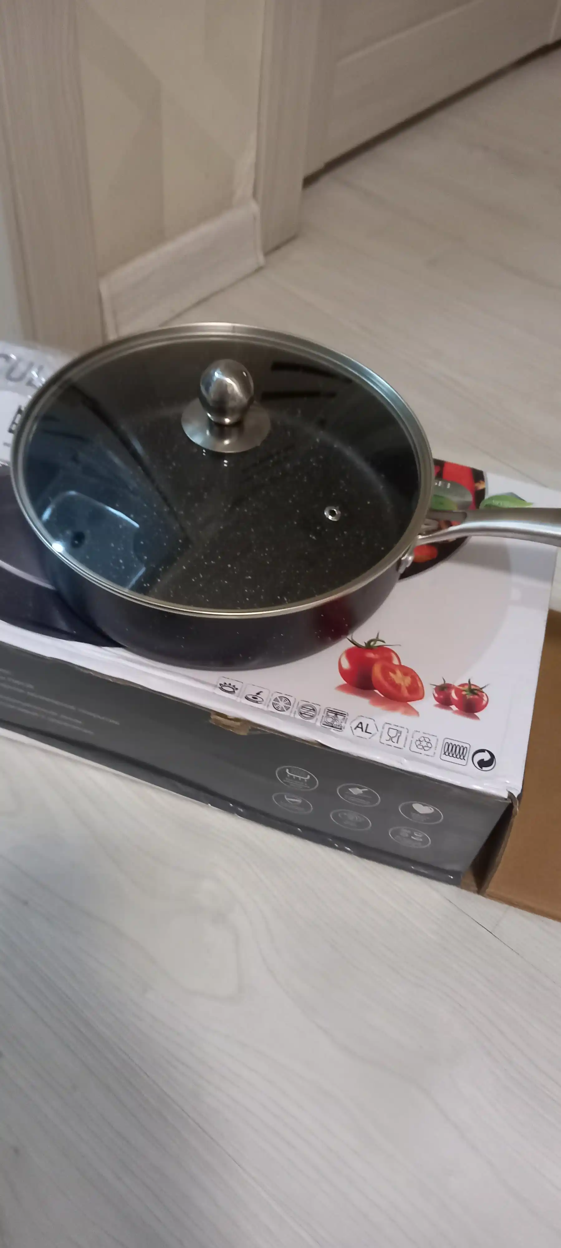 Granitli chuqur tova, CULICHEF dan kuyishga qarshi qoplamali va shisha qopqoqli