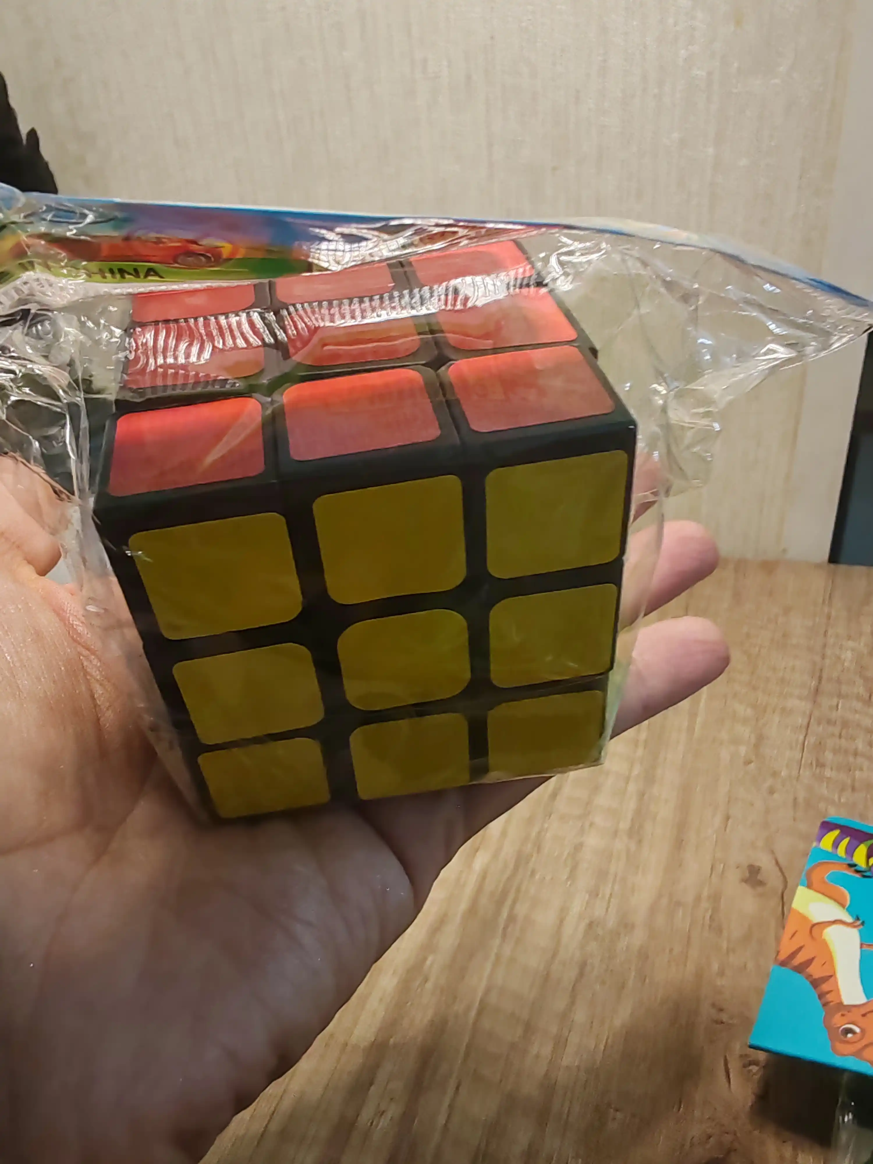Klassik 3x3 Rubik kubigi, bolalar va kattalar uchun antistress boshqotirma