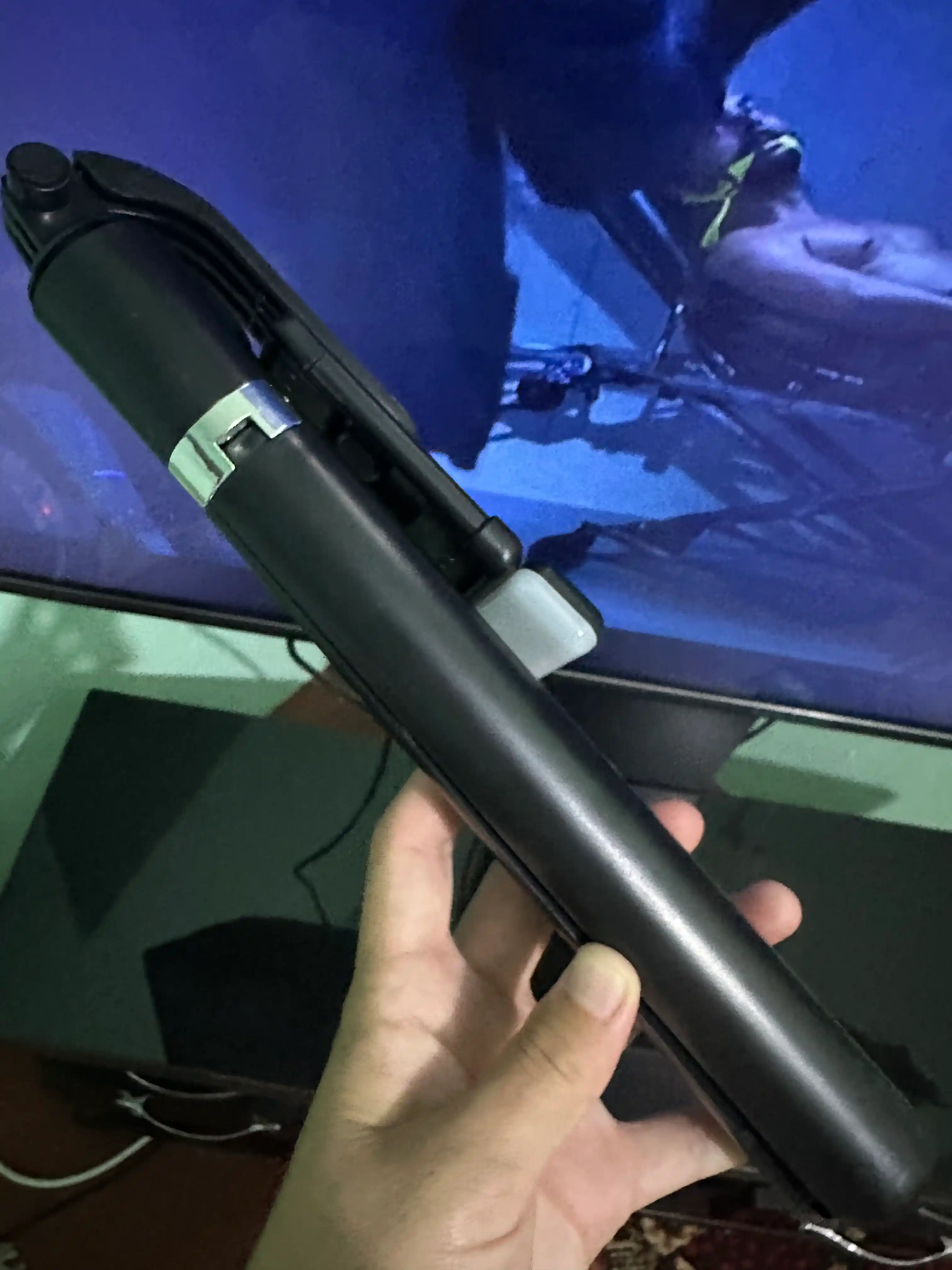 Monopod LED va Bluetooth pulti bilan, smartfonlar, iPhone, Android uchun selfi tayoqchasi