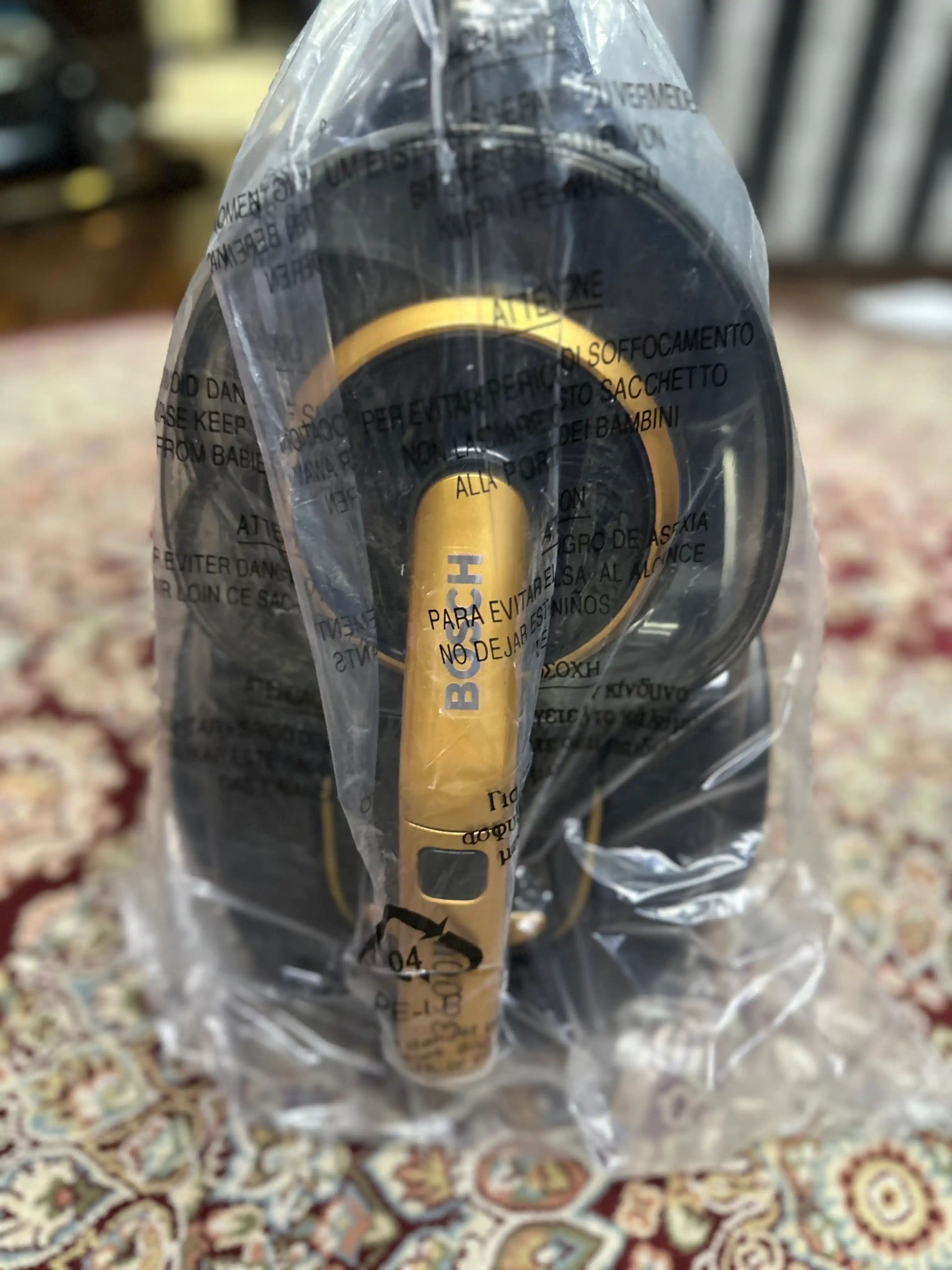 Пылесос без мешка BOSH KPA26C, мощный 3600W
