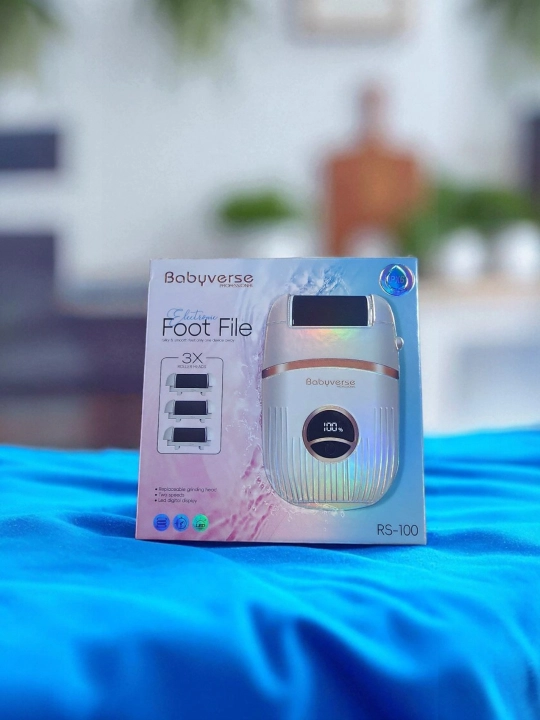 To'piqlardagi kalluslarni olib tashlash uchun Babyverse RS-100 elektr pemza toshi