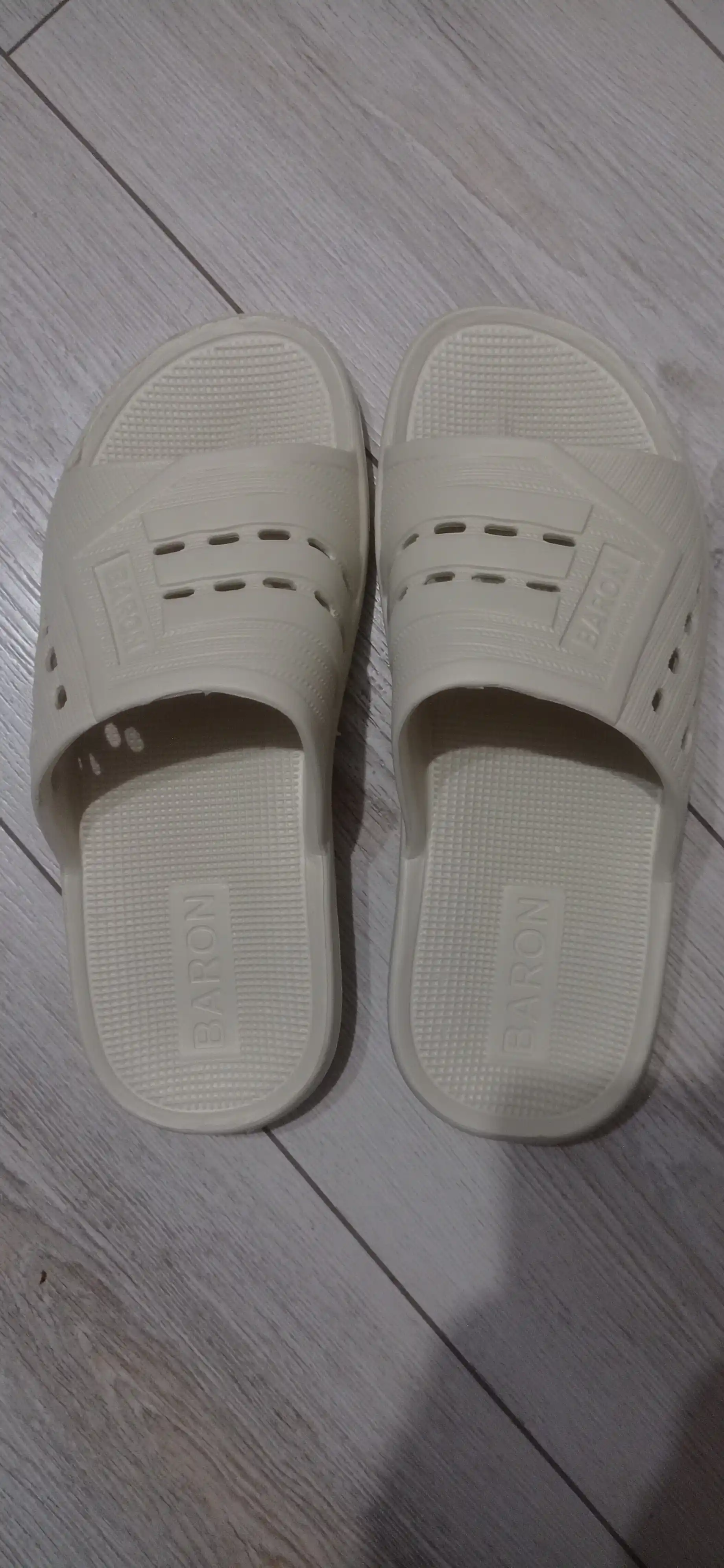 Erkaklar shippaklari, 40 - 45
