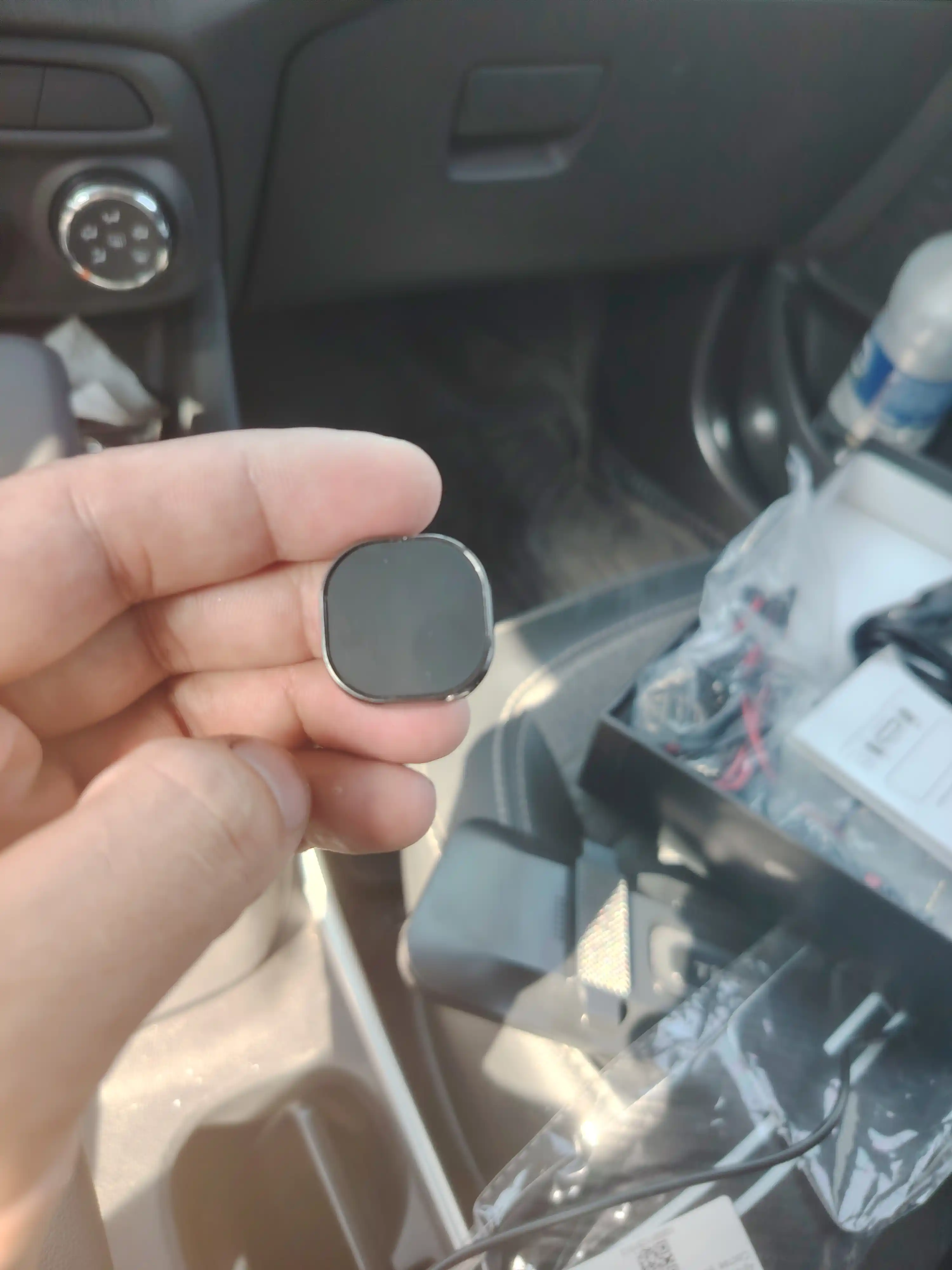 Magnitli avtomobil telefon ushlagichi Magsafe bilan, 360 daraja aylanadigan