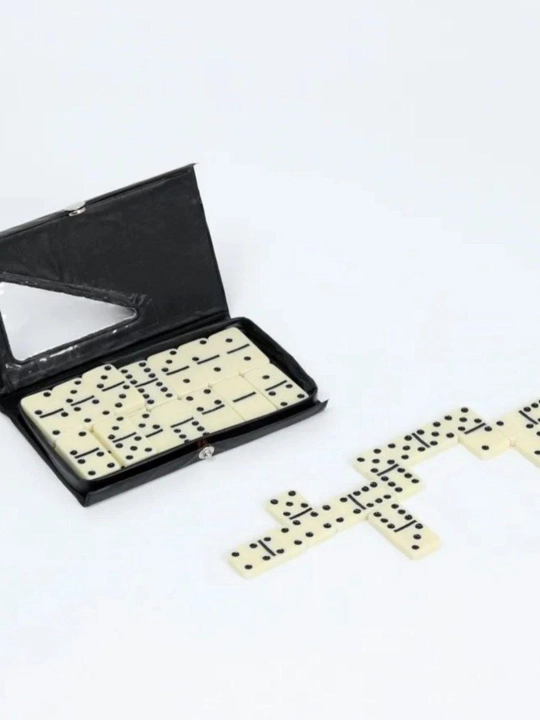 Домино классическая игра, 28 костей, в кожаном футляре, 6+