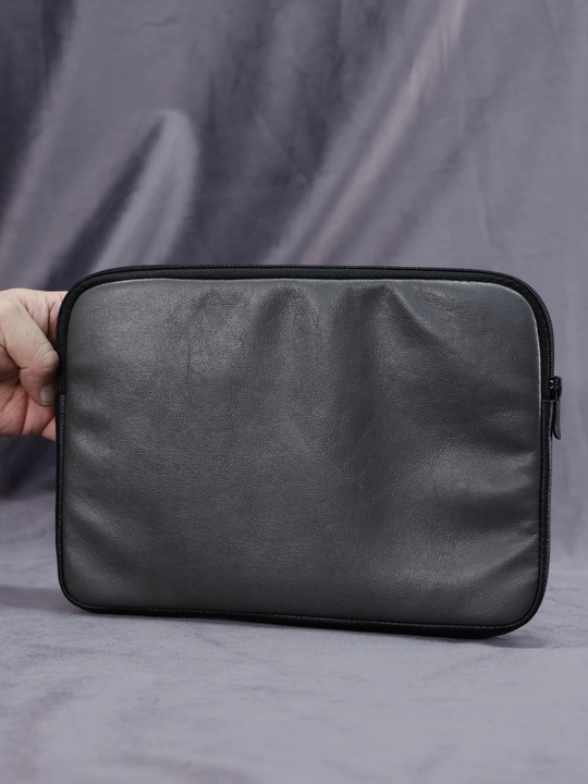 Planshet va Netbooklar 32×22 sm qoplama, eko charm, 12 dyuymli