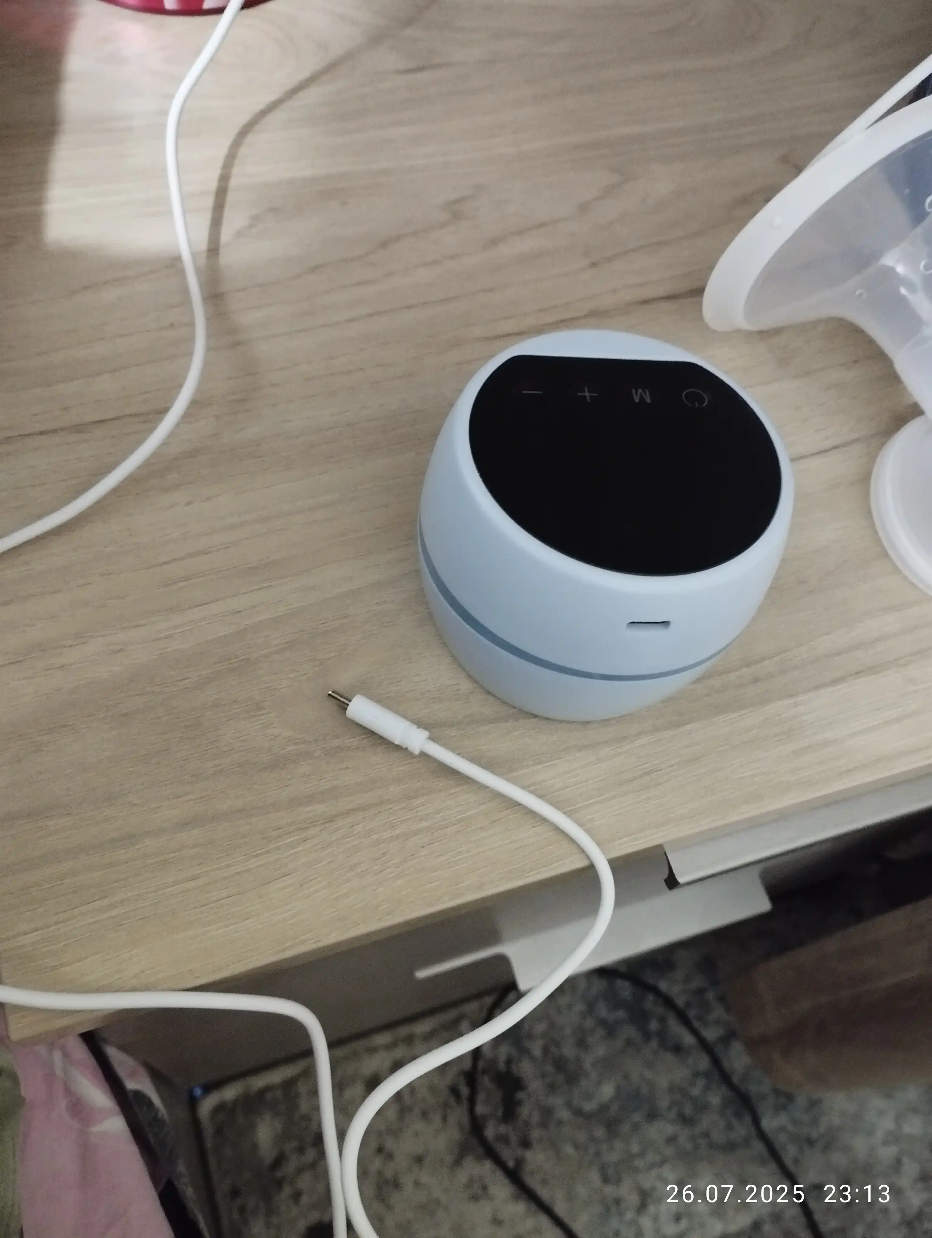 Elektr simsiz ko'krak pompasi massaj funktsiyasi va oziqlantirish shishasi bilan