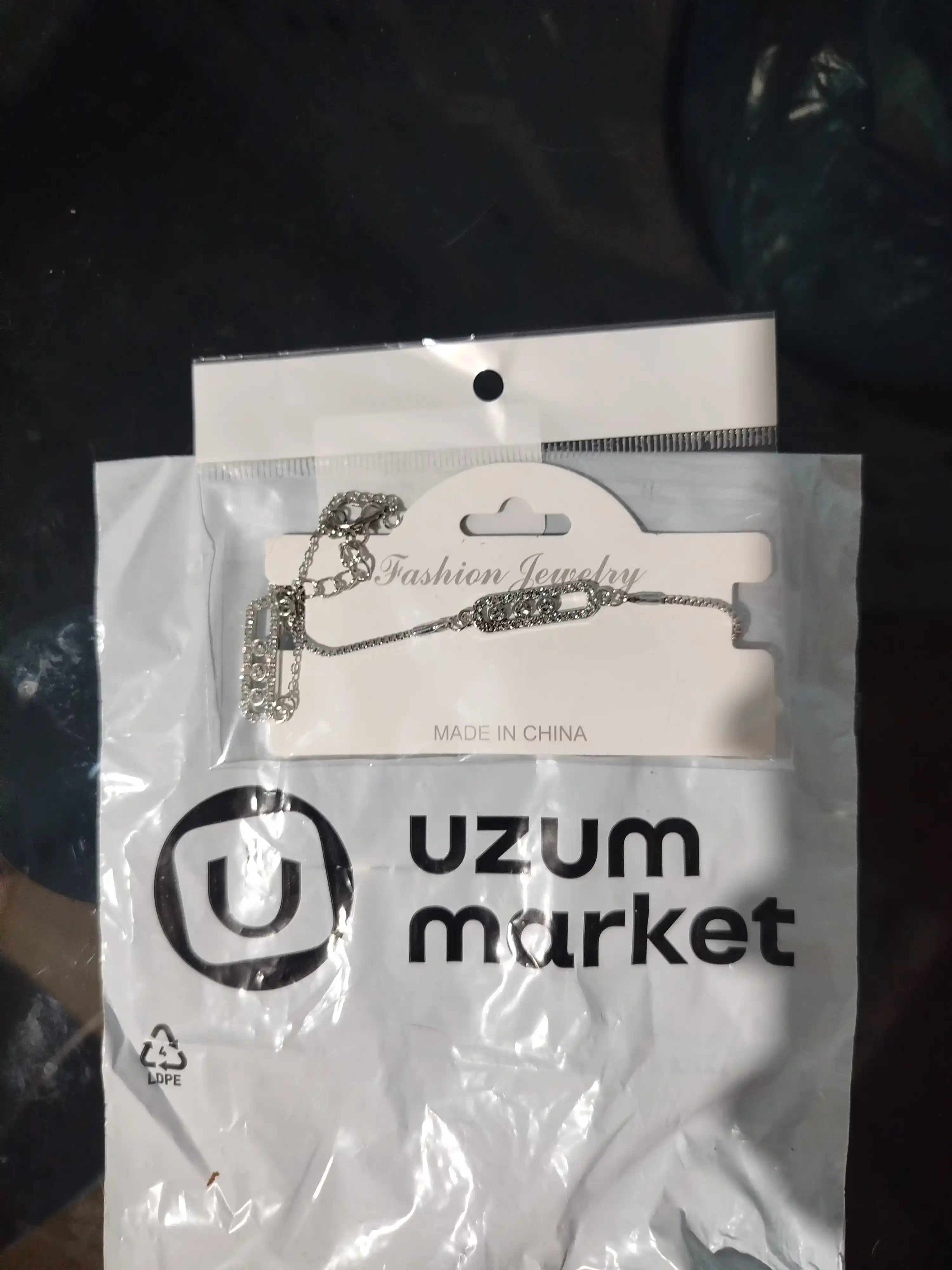 Zargarlik buyumlari to'plami, zanjir, marjon, bilaguzuk, messika, YSL
