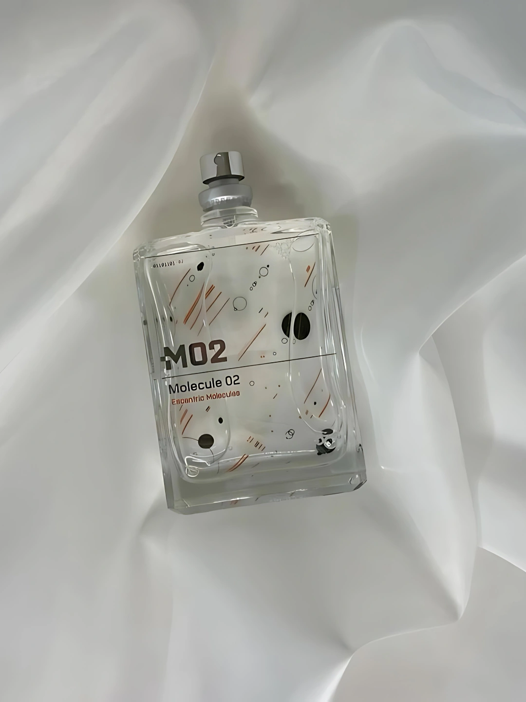 Escentric Molecules – Molecule 02 Нишевая парфюмированная вода – унисекс за  35000 сум по лучшей цене. Uzum Market