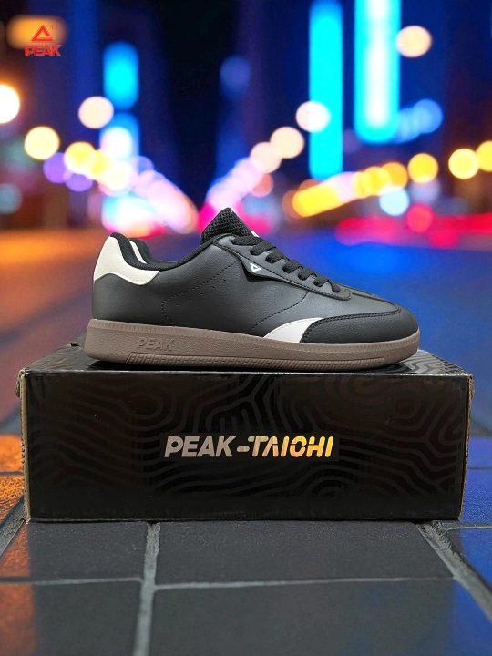 Erkaklar uchun kedalar PEAK SPORT, yengil