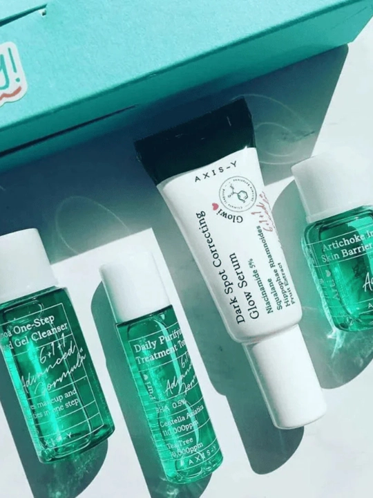 Toza, yorqin va sog'lom yuz terisi uchun mini to'plam Axis-Y Mini Glow Set