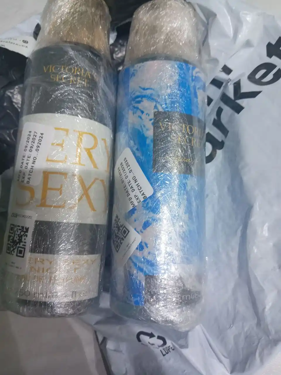 Sprey Victoria Secret Aqua kiss, Tempatation, Shimmer mist, 250 ml