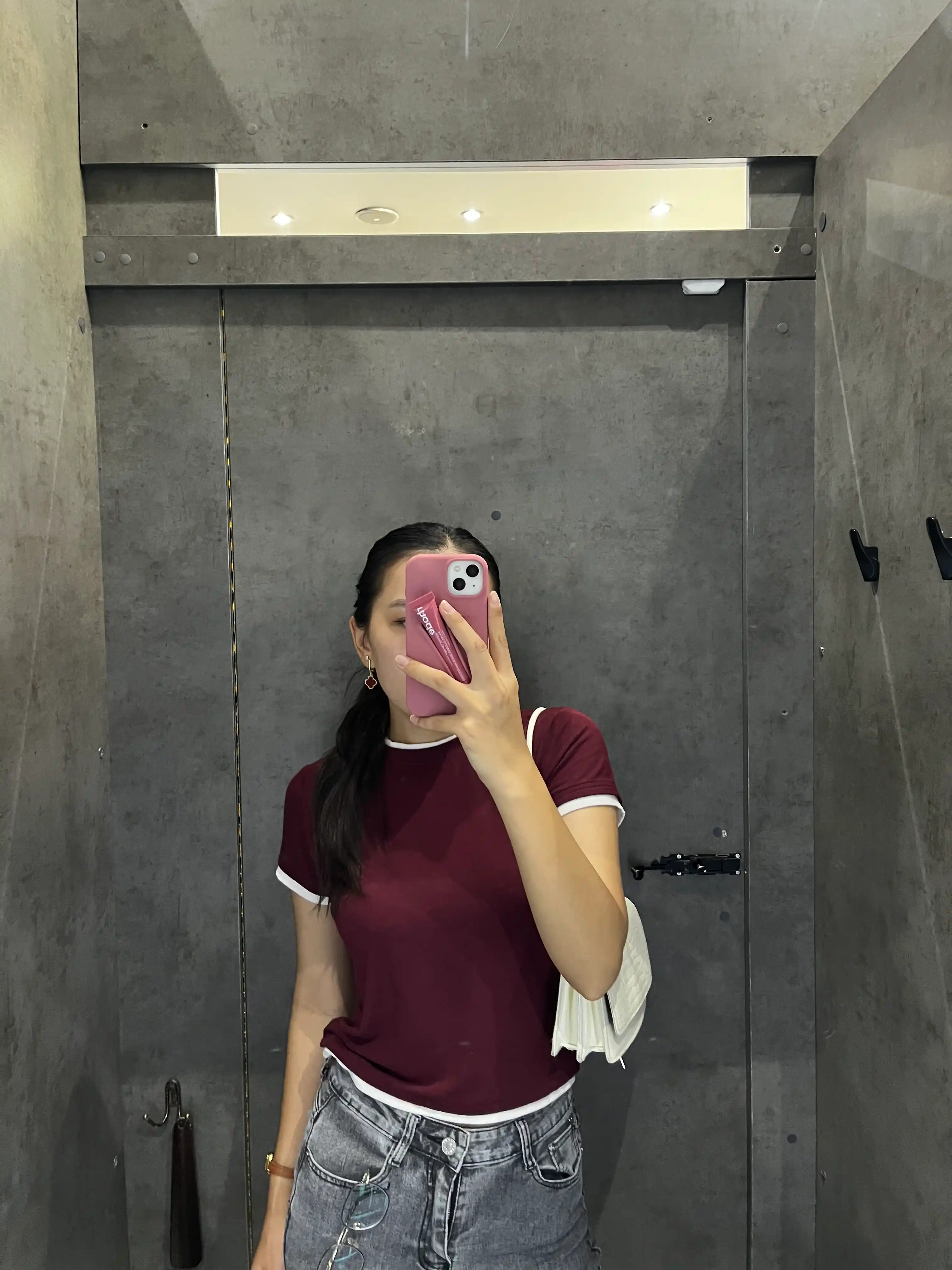 Chexol iPhone 14,15, Pro, Max, Plus uchun