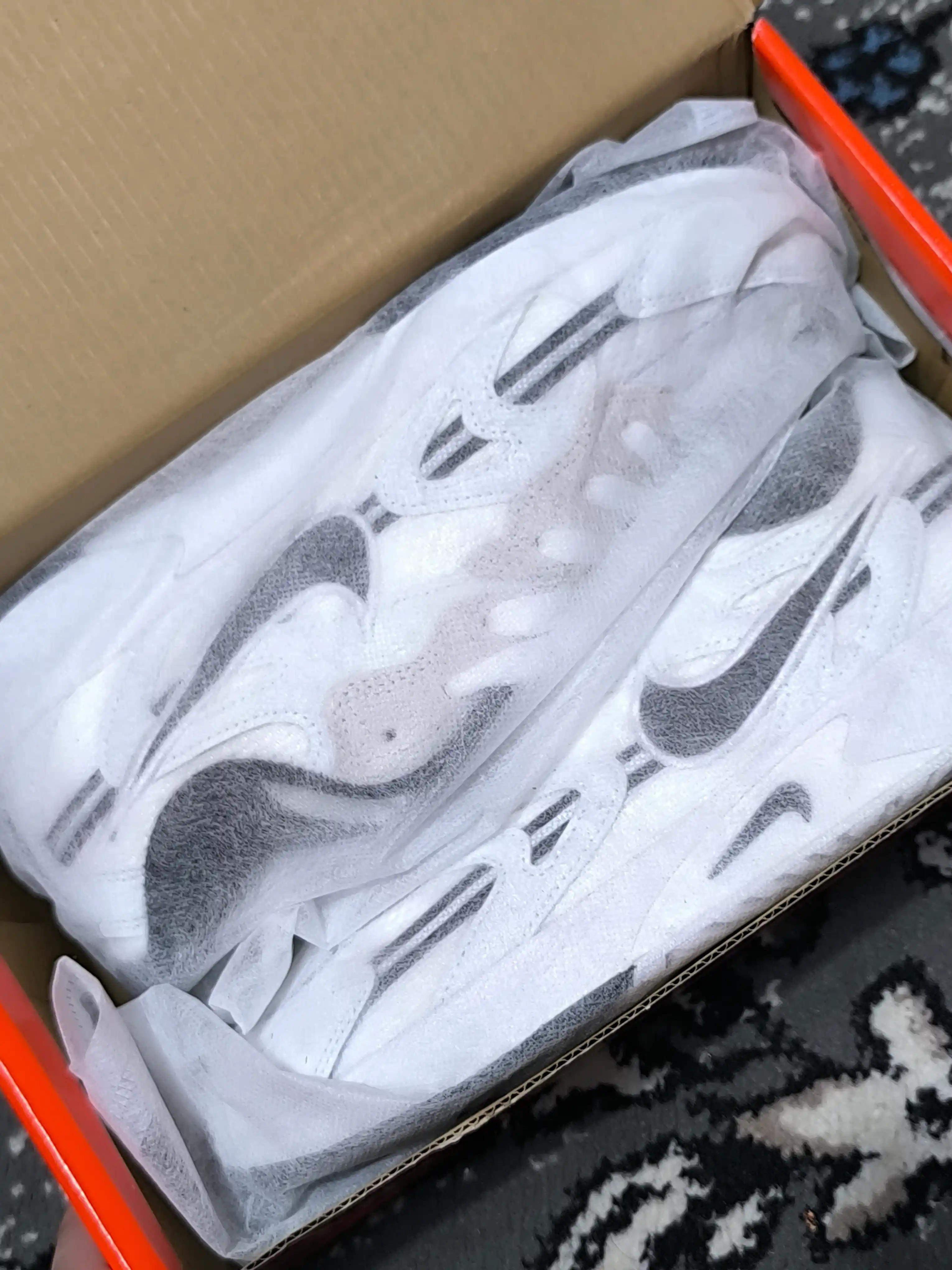 Erkaklar, ayollar, o‘smirlar krossovkalari Nike JAM, zal uchun, sport uchun, 41–45