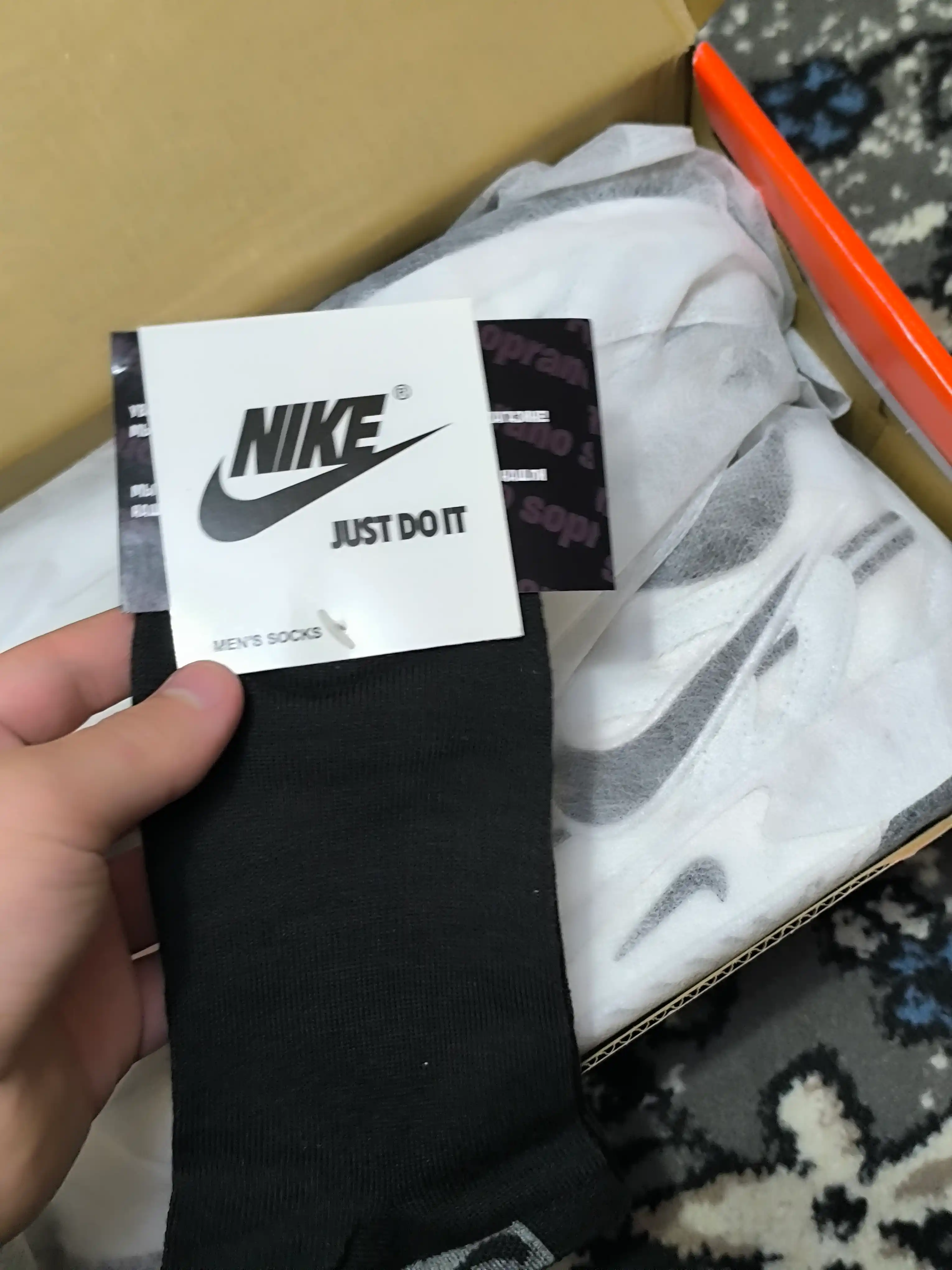 Erkaklar, ayollar, o‘smirlar krossovkalari Nike JAM, zal uchun, sport uchun, 41–45