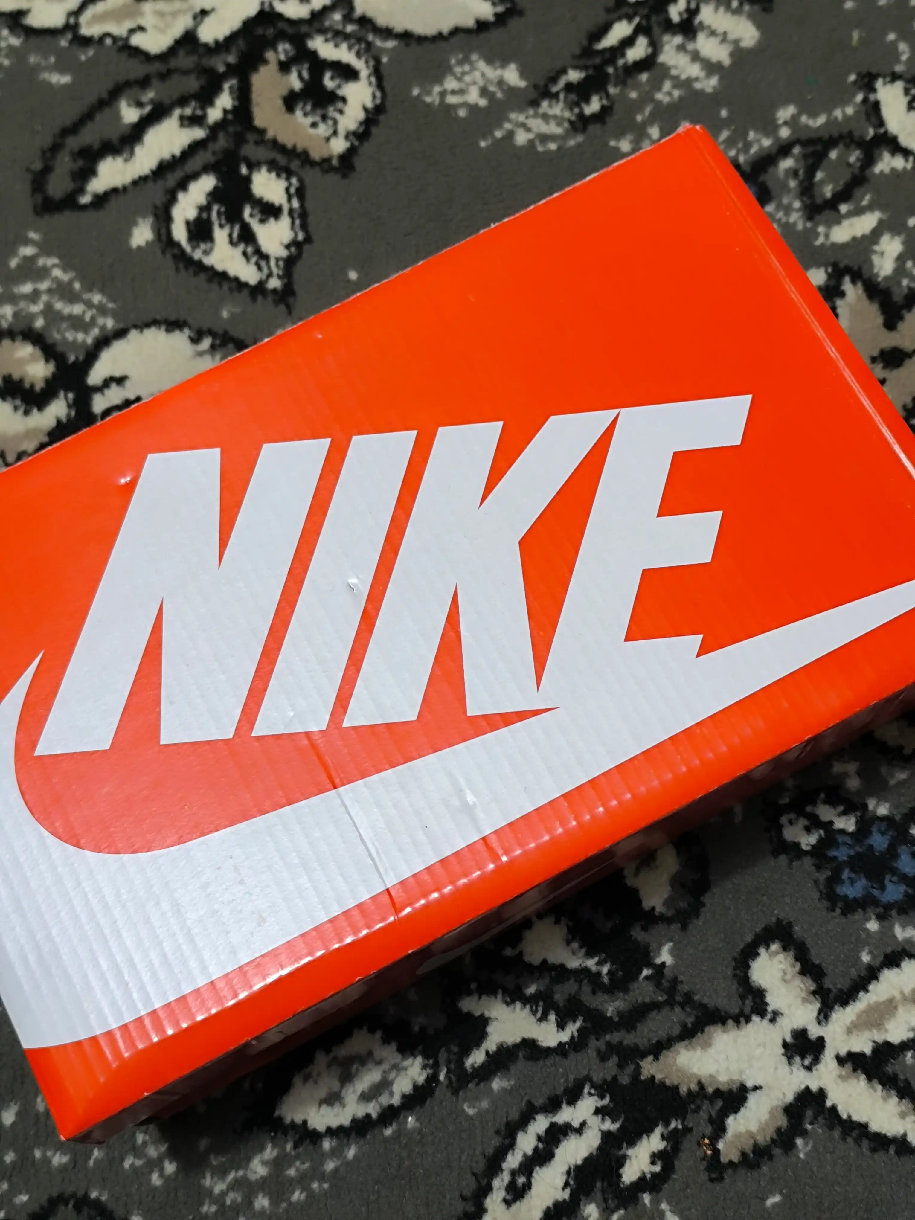 Erkaklar, ayollar, o‘smirlar krossovkalari Nike JAM, zal uchun, sport uchun, 41–45
