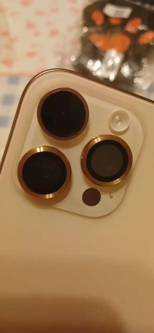 Защитное стекло на камеру Apple iPhone 11, 12, 13, 14, 15, 16, 17  Pro / Pro Max