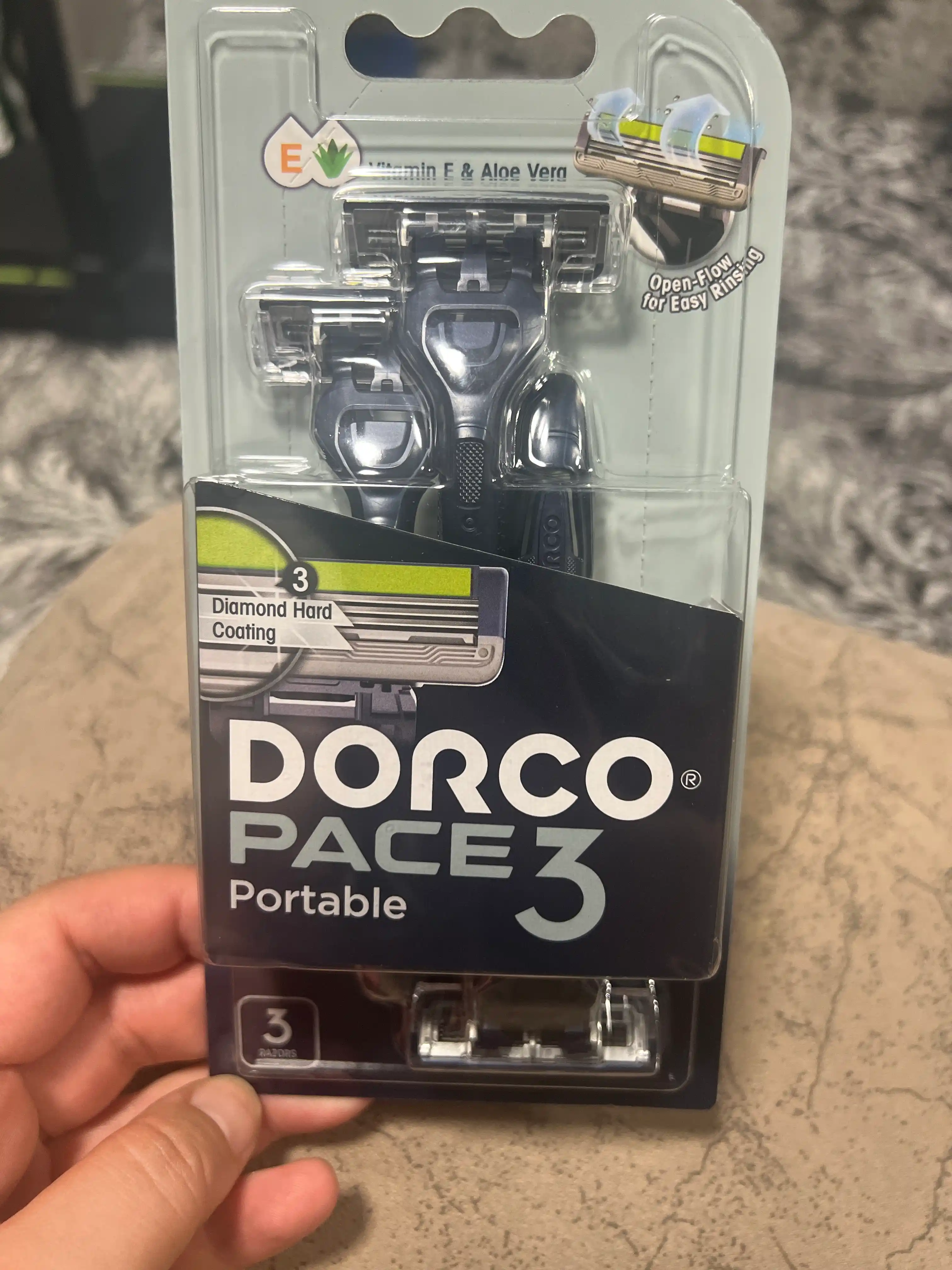 Bir martalik ustara DORCO PACE 3, blister, 3 dona