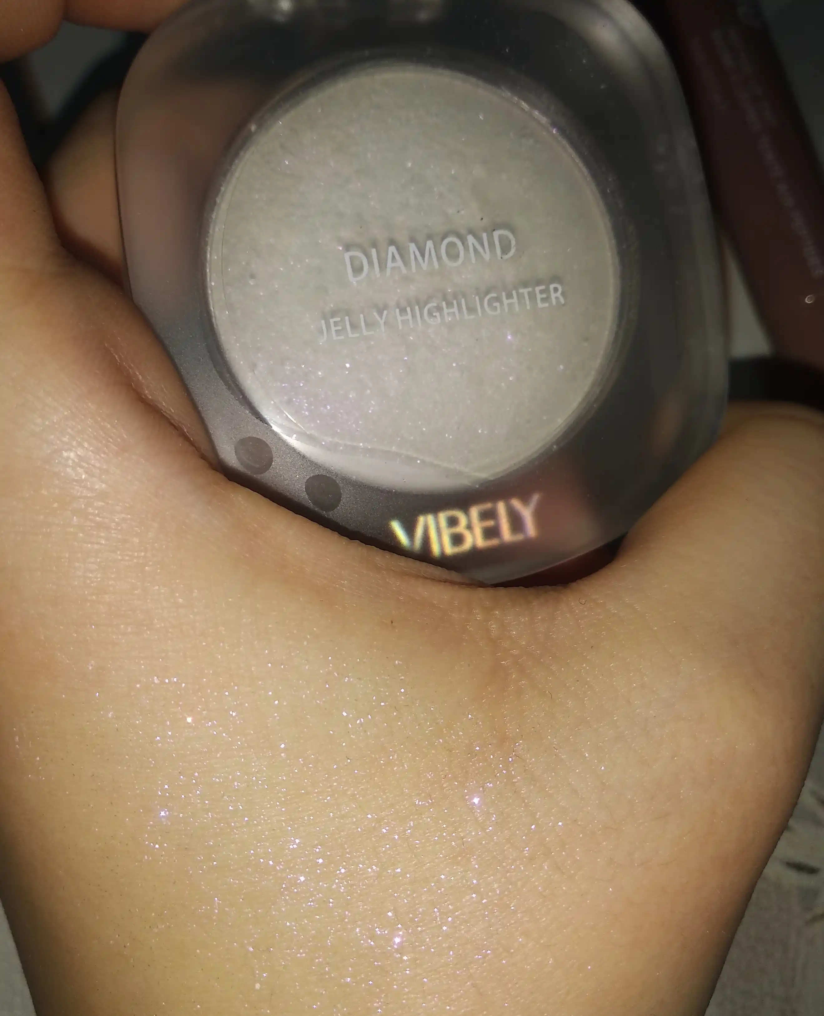 Хайлайтер для лица алмазный с блестками Vibely Diamond, 3 оттенка