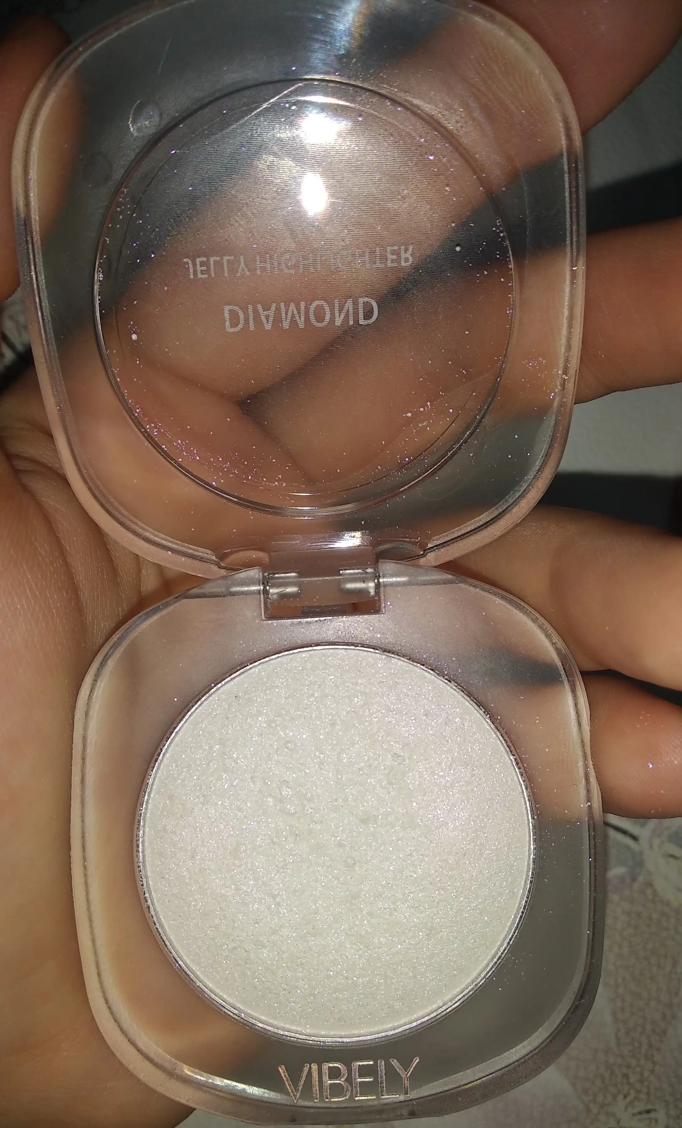 Хайлайтер для лица алмазный с блестками Vibely Diamond, 3 оттенка