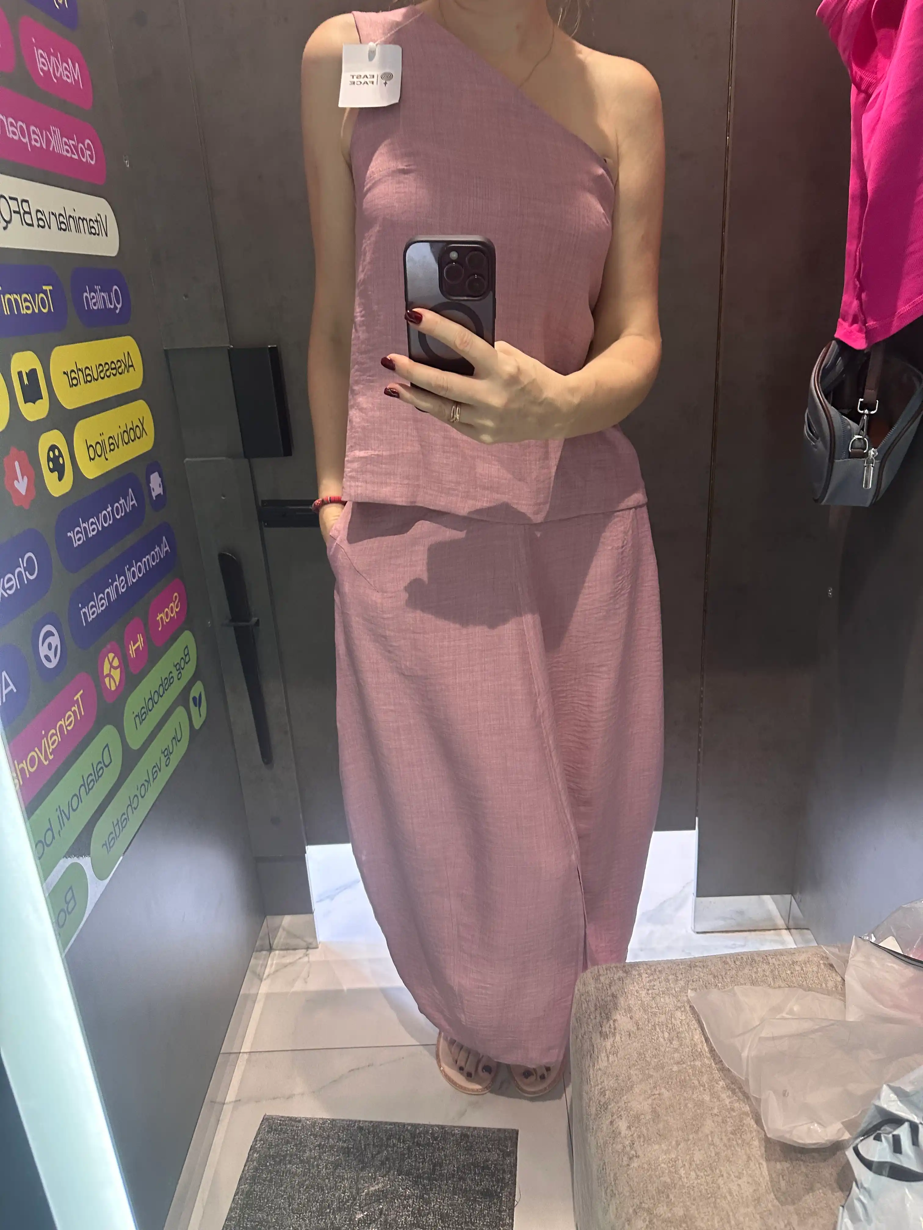 Ayollar uchun, yozgi, zigirdan tikilgan bitta yelkali top