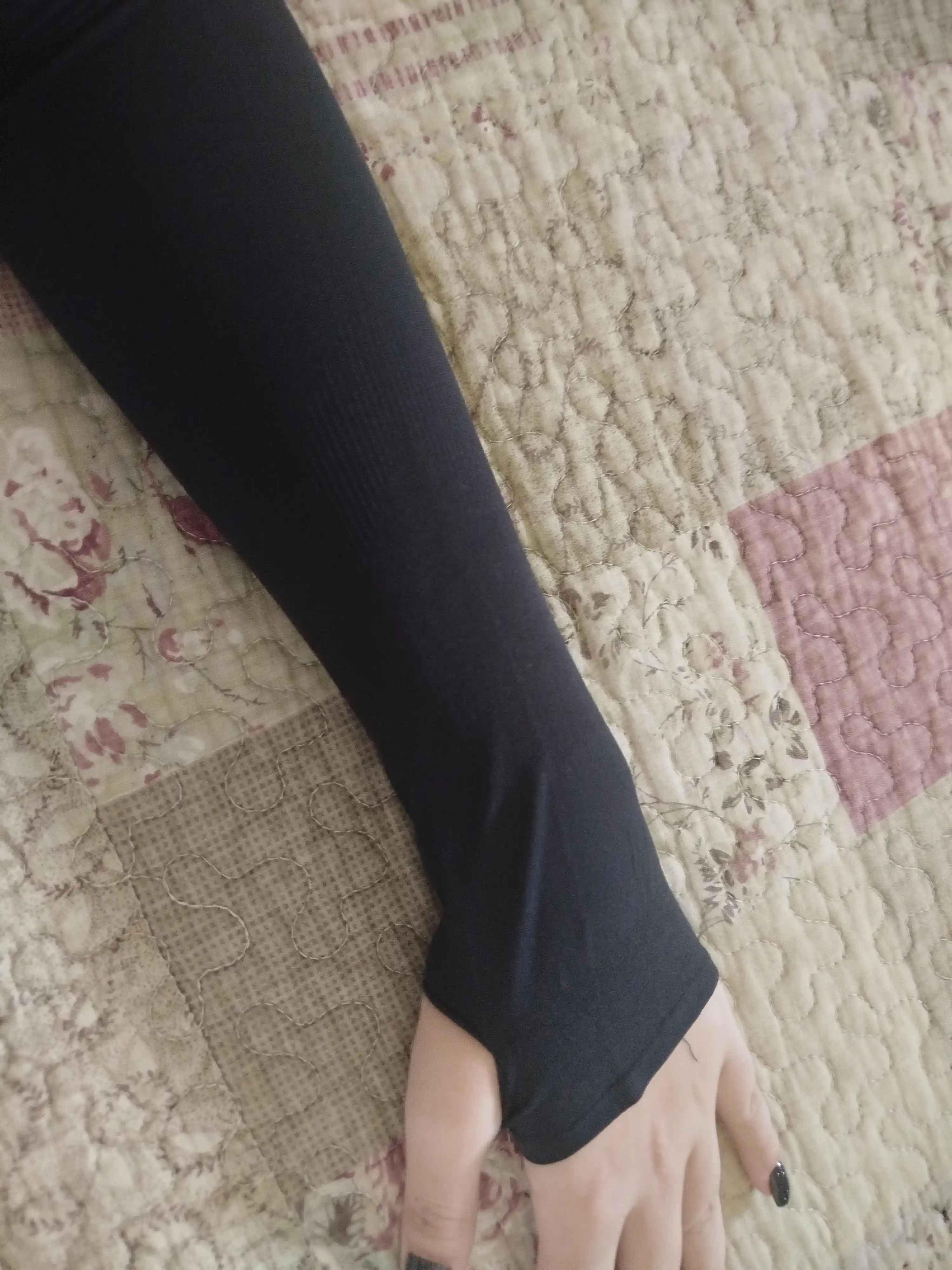 Quyoshdan himoyalovchi yenglar, fitnes uchun, uniseks